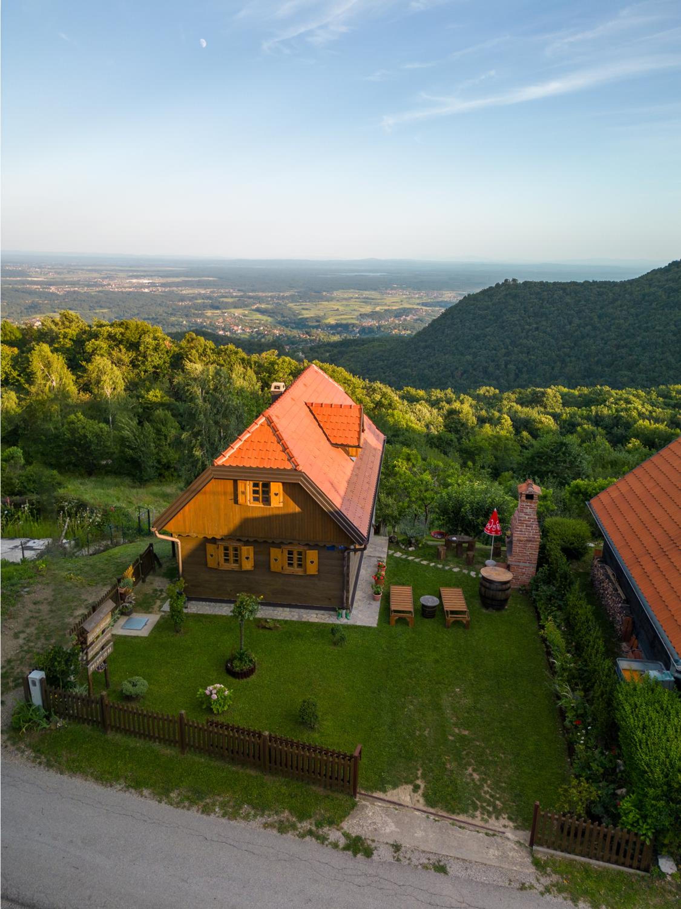 Kuća za odmor Poljanica Okićka view 3