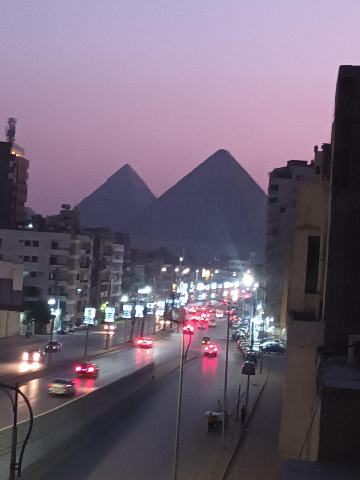 Pyramids Road Guest House