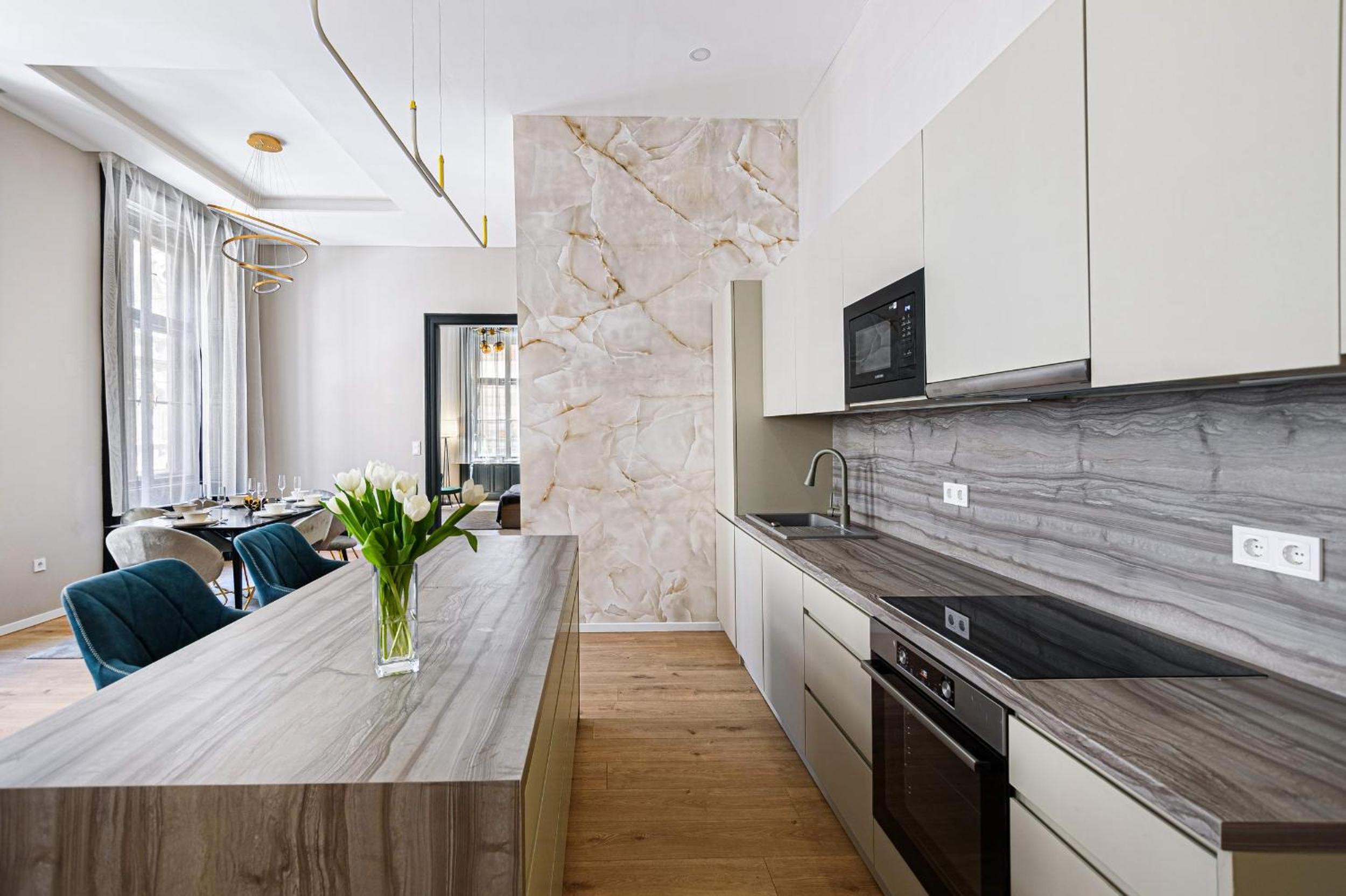 Luxurious & Spacious Central Apartment in the Kertesz Street view 3