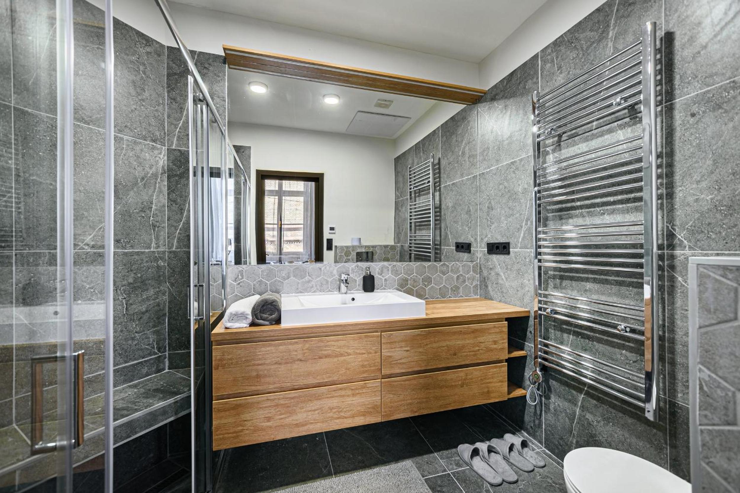 Luxurious & Spacious Central Apartment in the Kertesz Street view 4