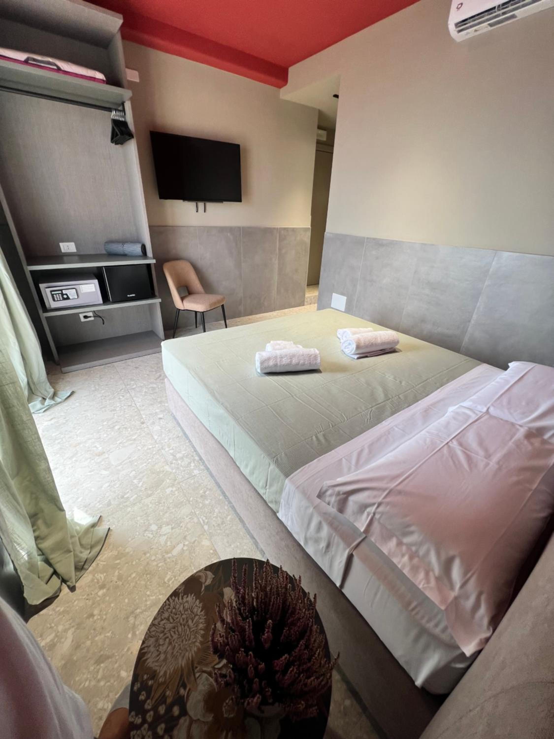 Mia Suites Porto