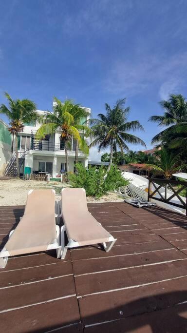 Villa on The Beach Seaside Sunrise Haven 7 bedroom