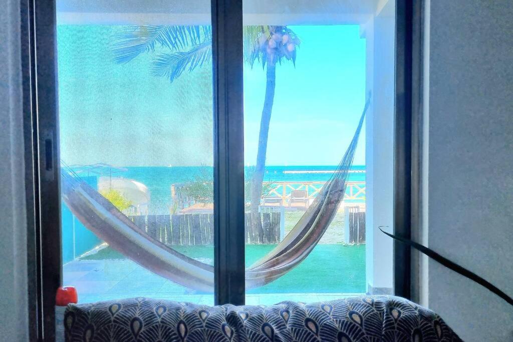 Villa on The Beach Seaside Sunrise Haven 7 bedroom