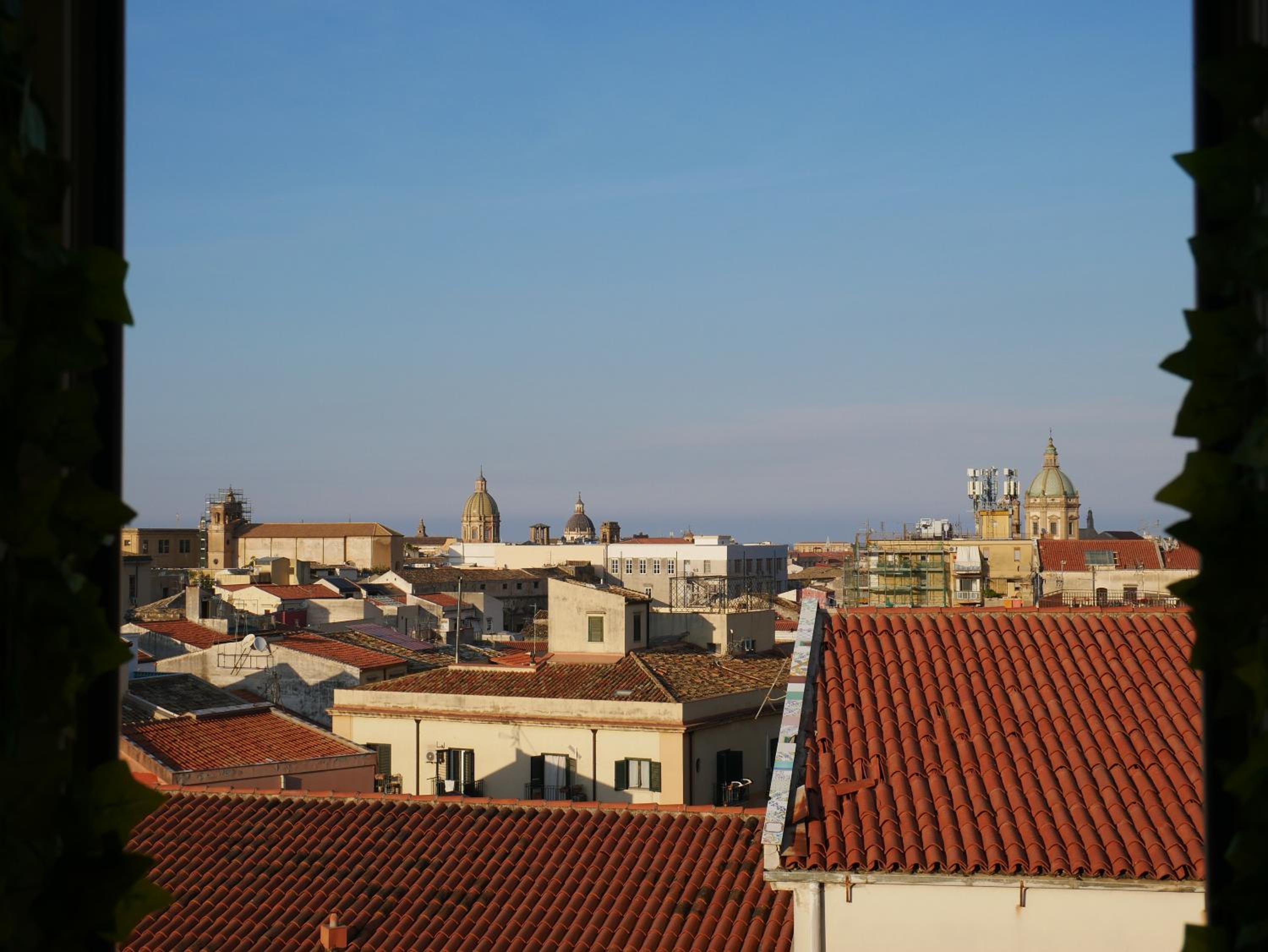 Simone Cupolas View en Palermo — other