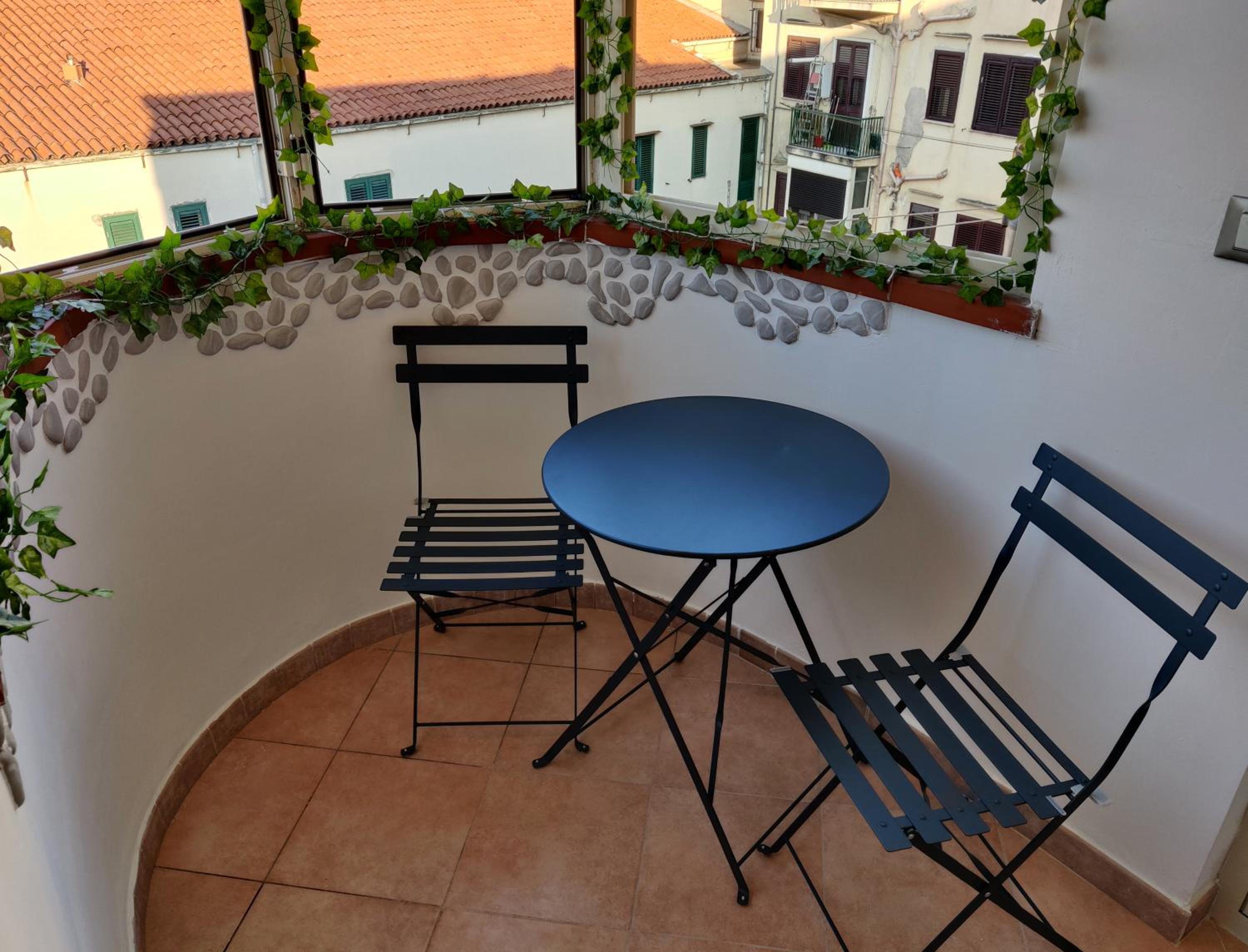 Simone Cupolas View en Palermo — balance & terrace