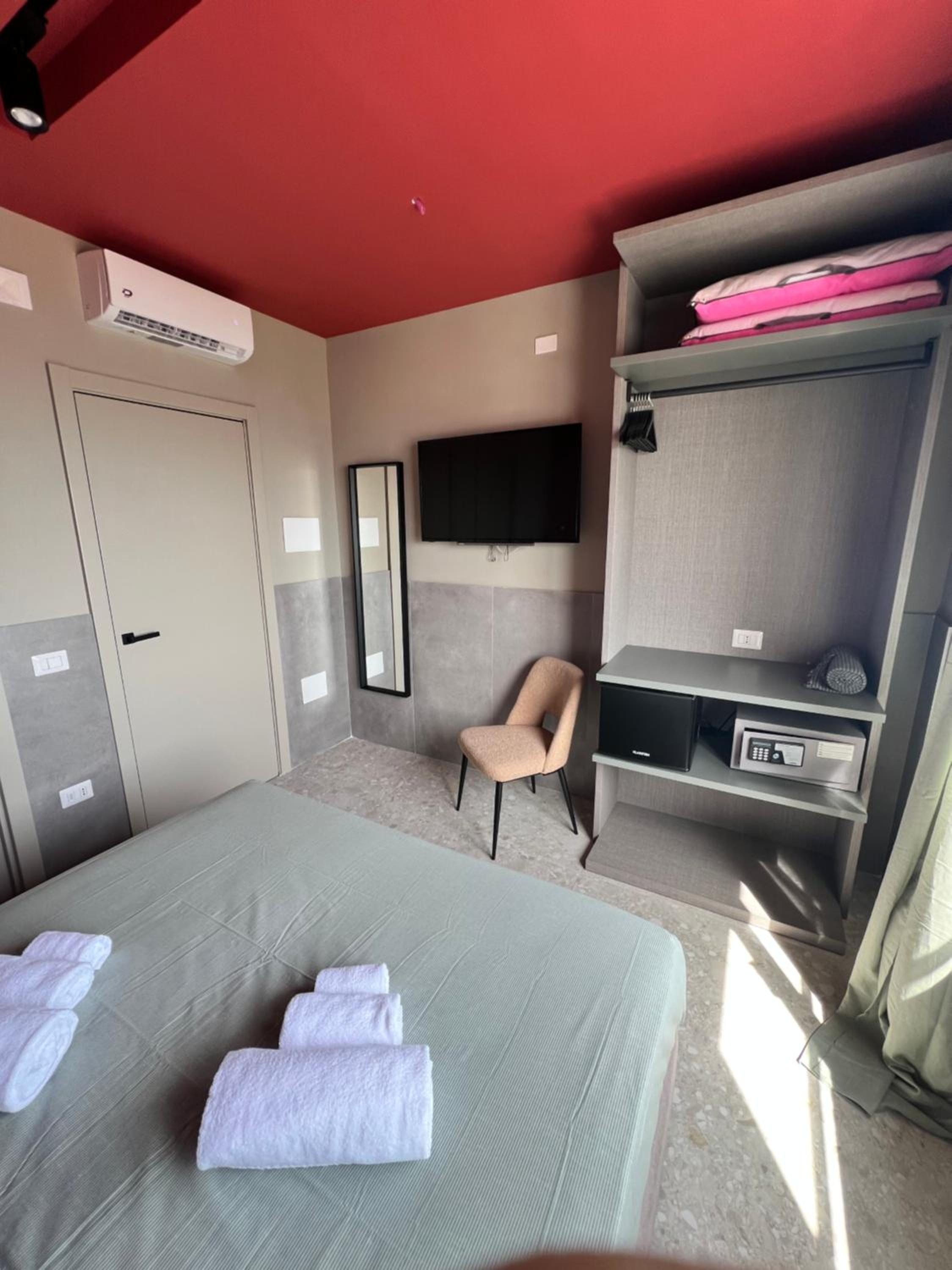 Mia Suites Porto