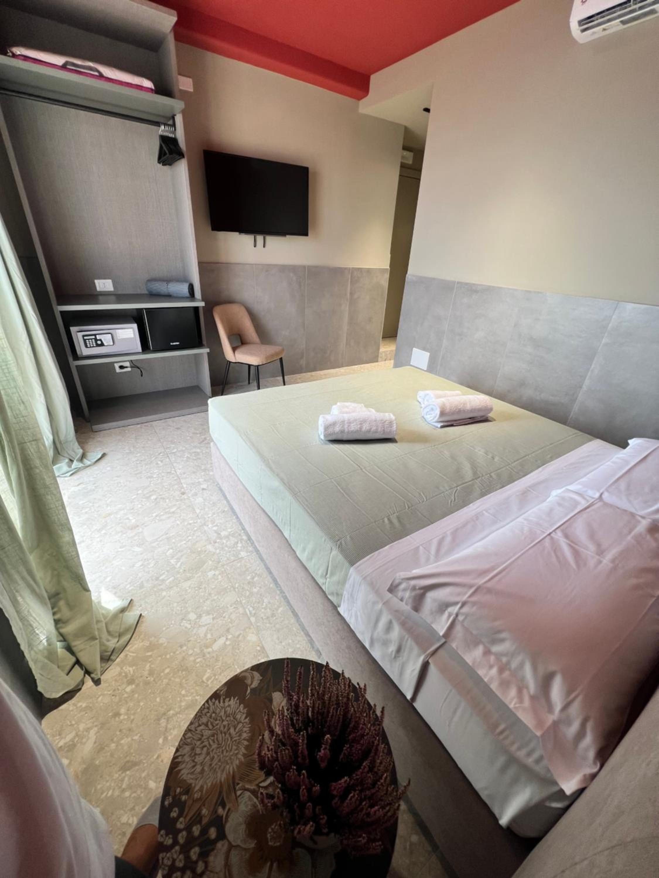 Mia Suites Porto