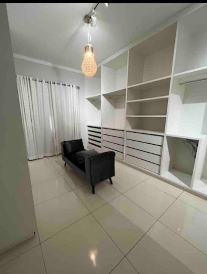 MANSÃO com piscina na Vila a