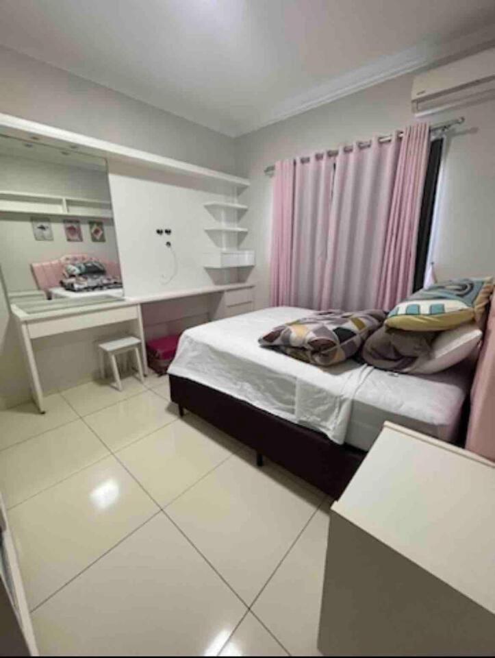 MANSÃO com piscina na Vila a