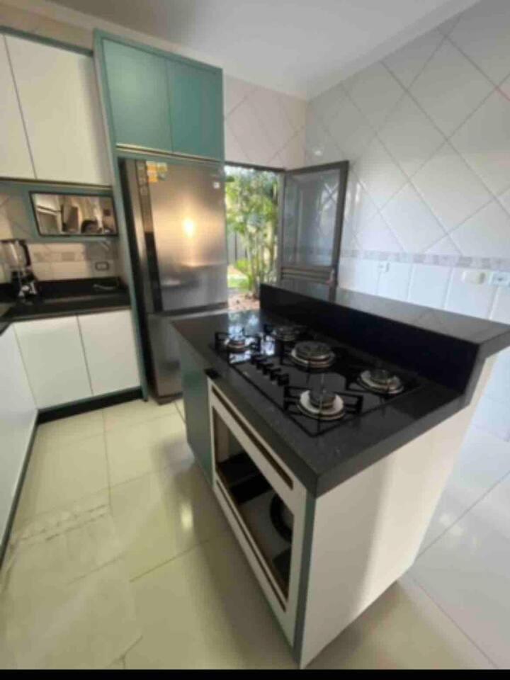 MANSÃO com piscina na Vila a