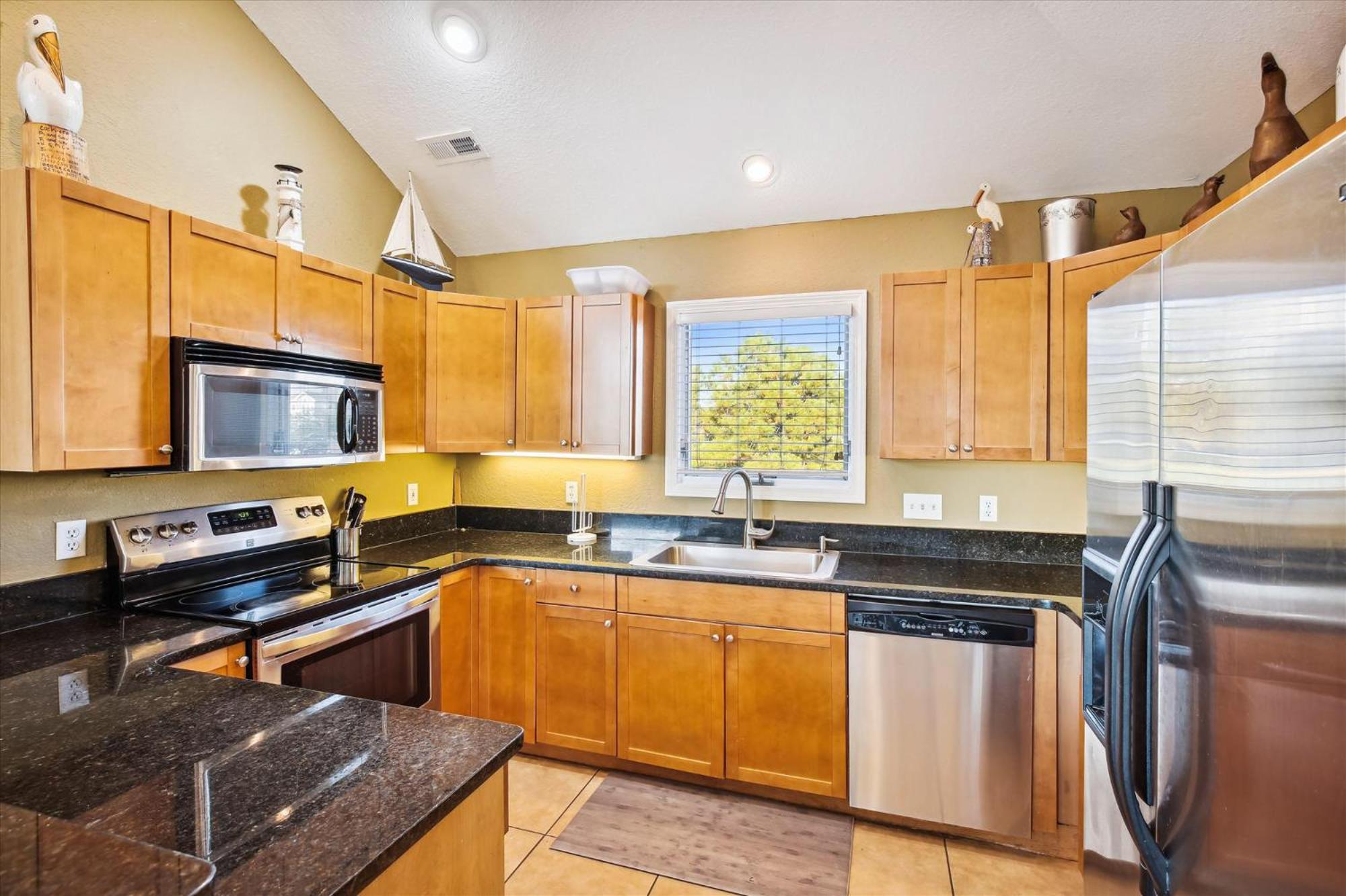 1537 - Carolina Sunset by Resort Realty view 2