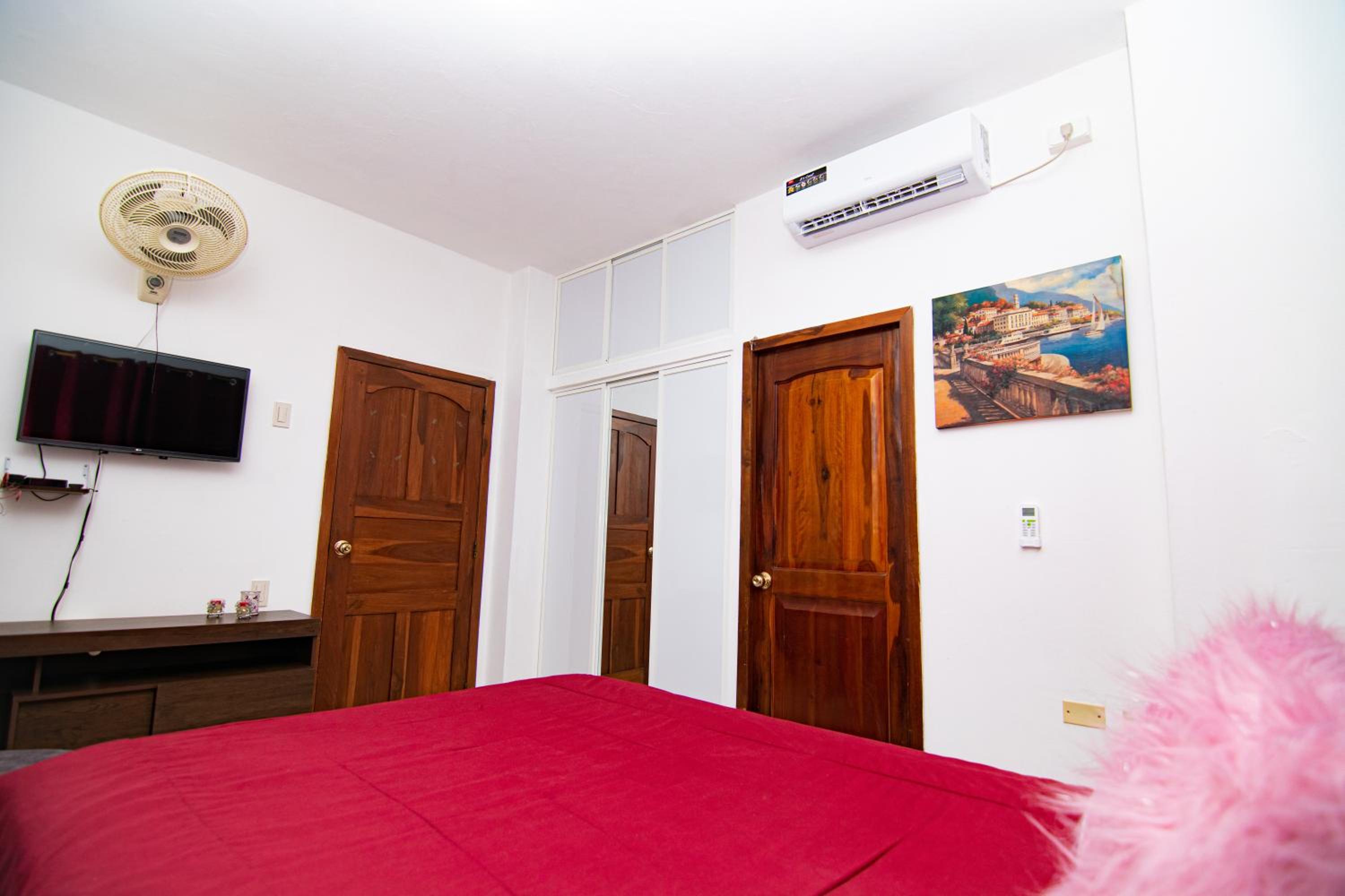 Habitaciones privadas, Casa de Amber, Manta view 4