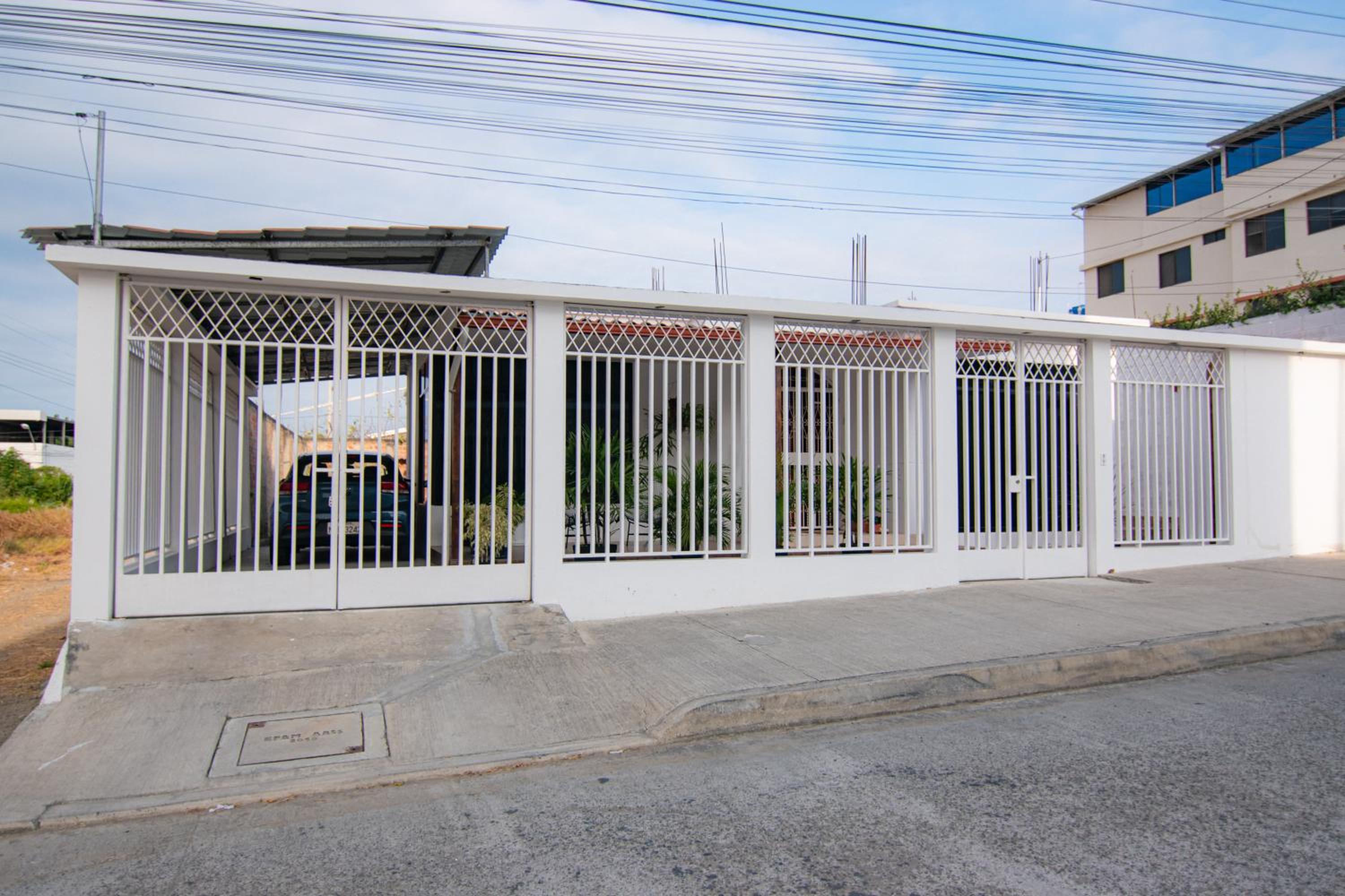 Habitaciones privadas, Casa de Amber, Manta view 2