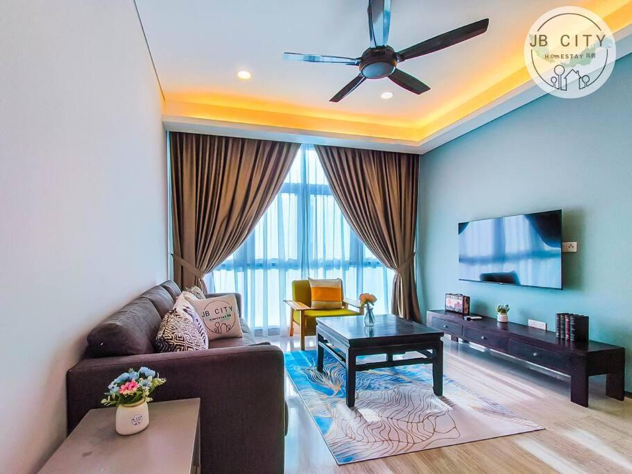 Pine Tree Suites by RR JBcity photo 4