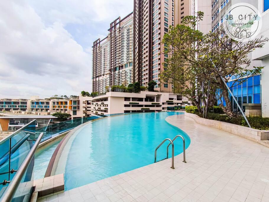Pine Tree Suites by RR JBcity photo 1