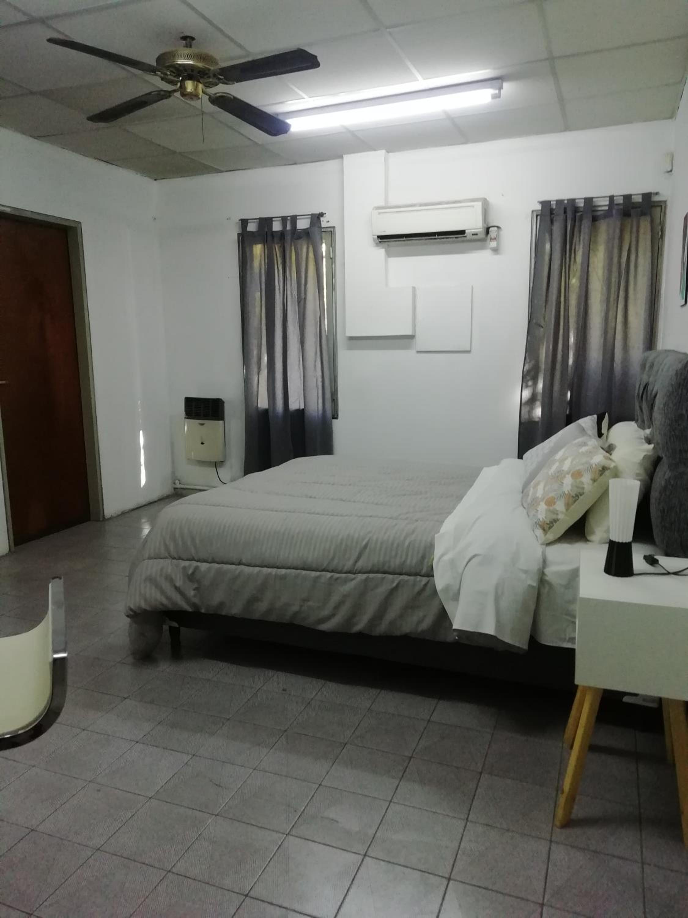 Clover Hostel