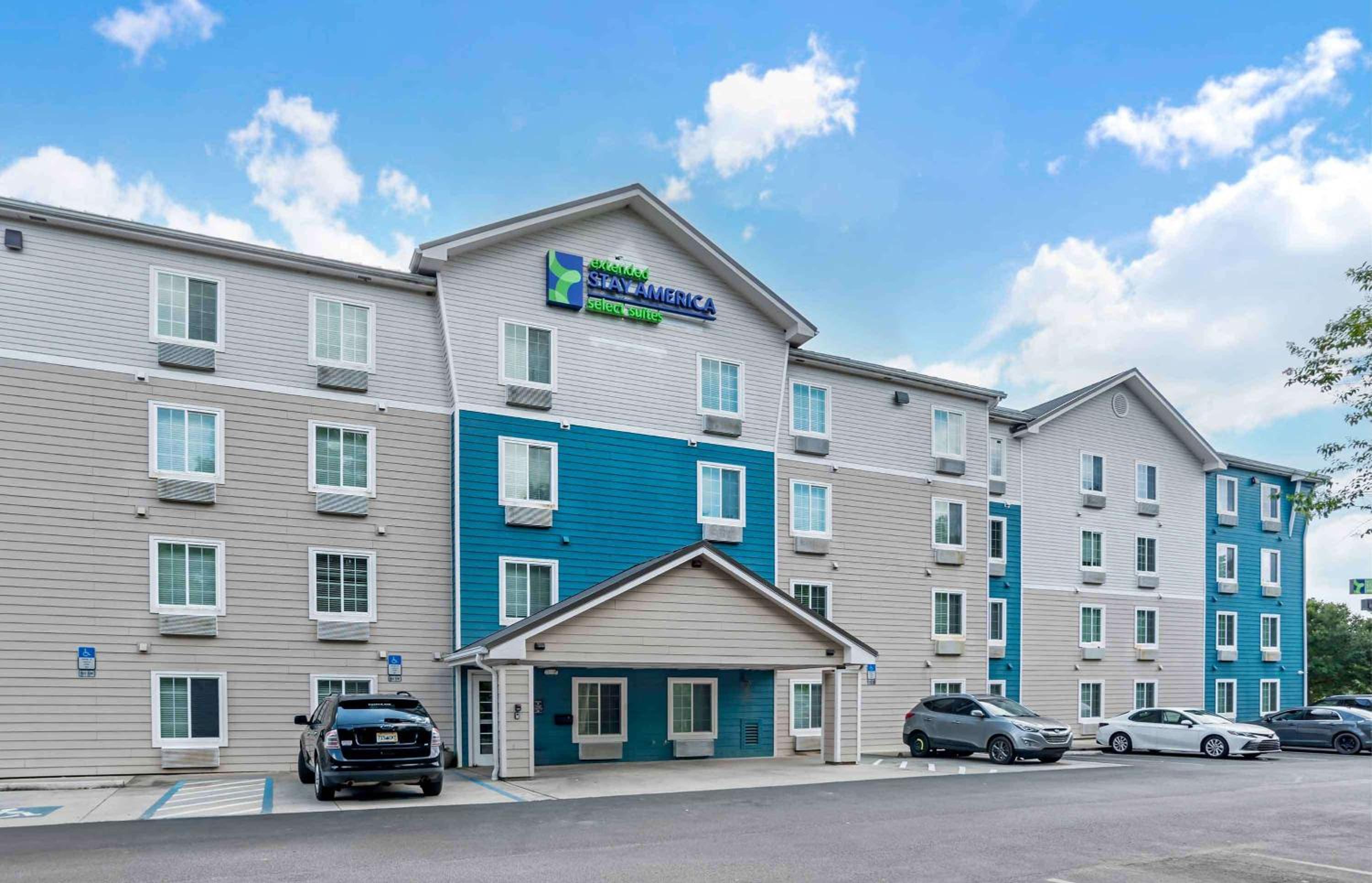 Perdido Key Vacations - Extended Stay America Select Suites - Pensacola - Northwest - Property Image 1