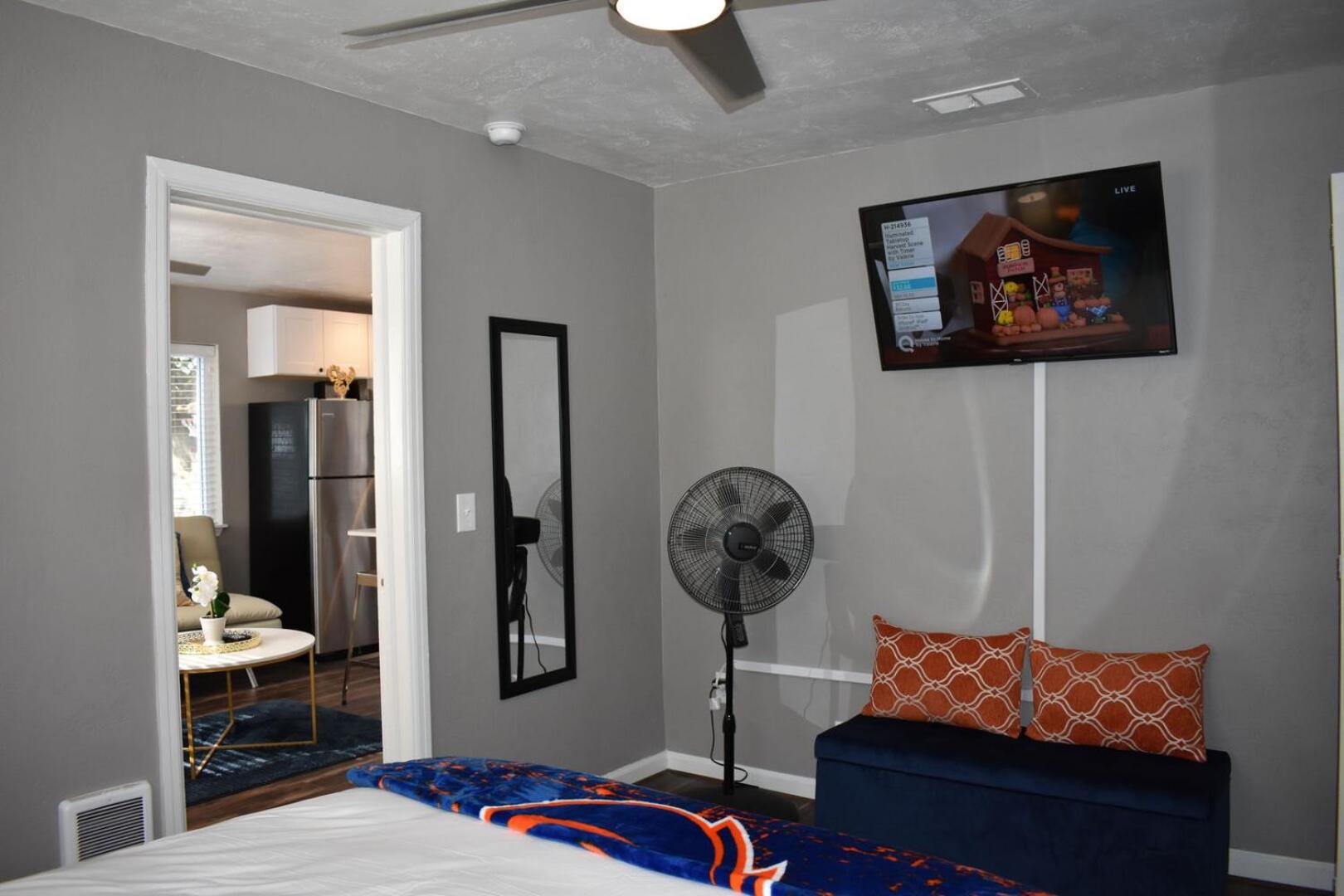 BSU Playland 2bd 1b Fully Remodeled on Bsu Campus view 5