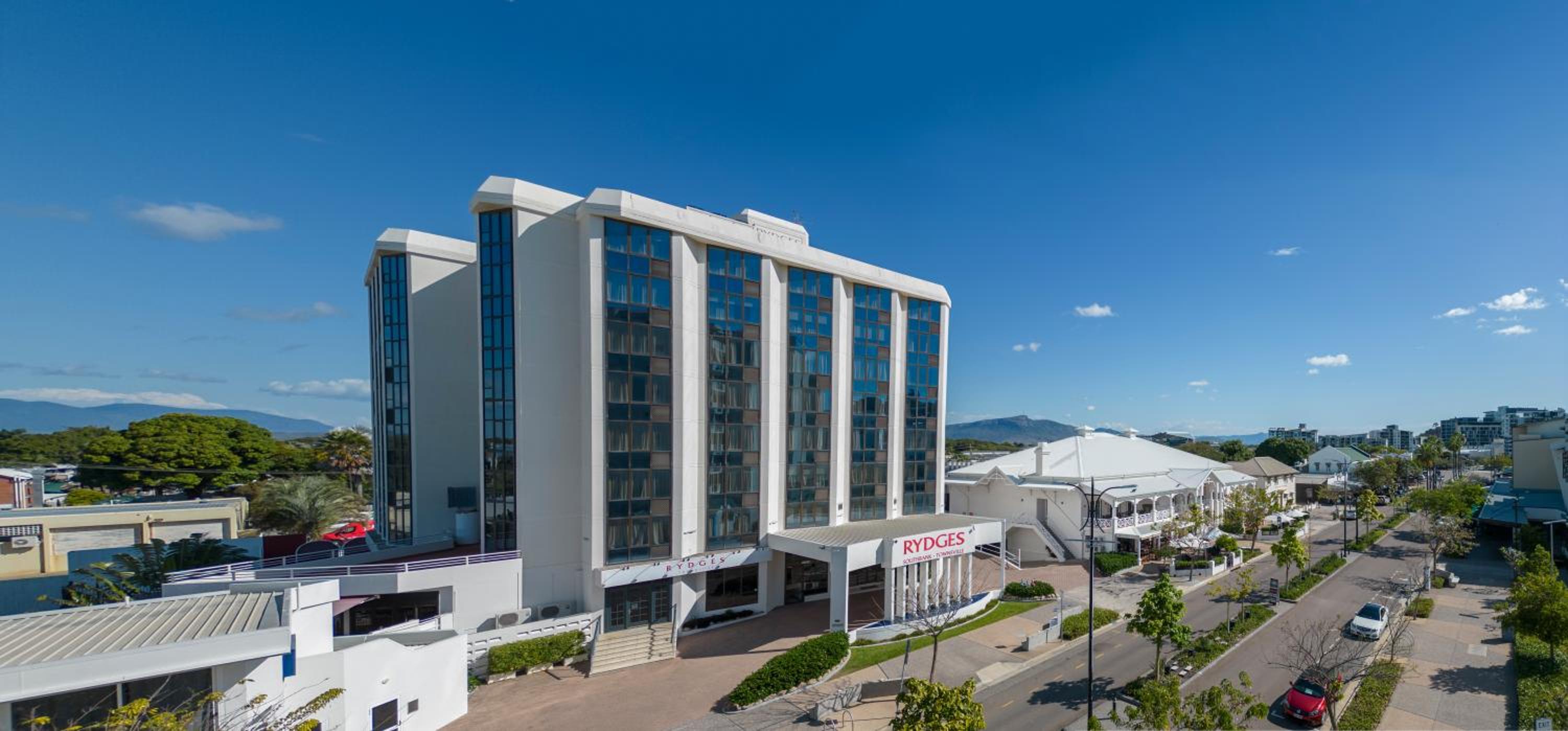 Hotel Rydges Southbank Townsville - Image 1