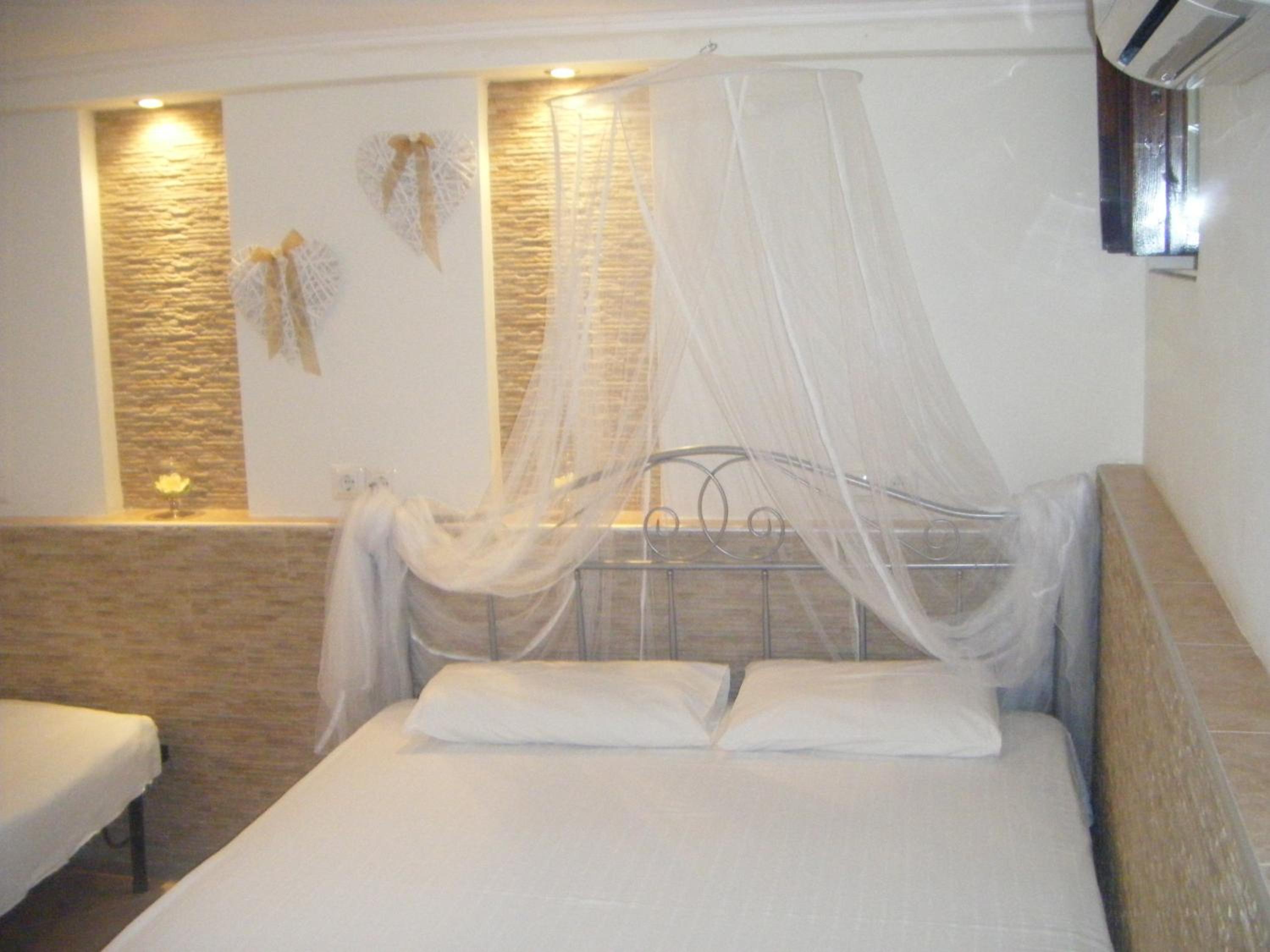Studios Elianthos
