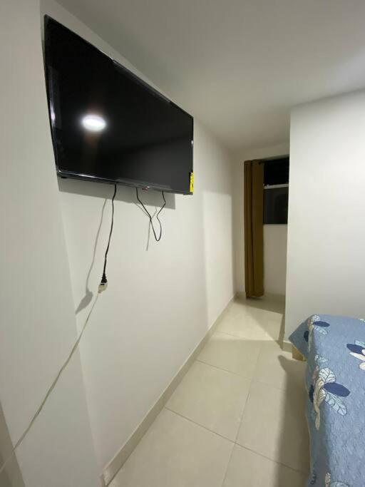 Apartamento 20 de julio graffitour comuna 13