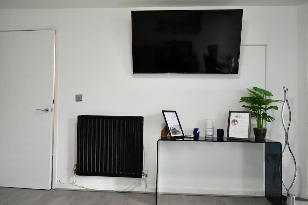 Tottenham Hotspurs Stays at the Gascoigne Suite