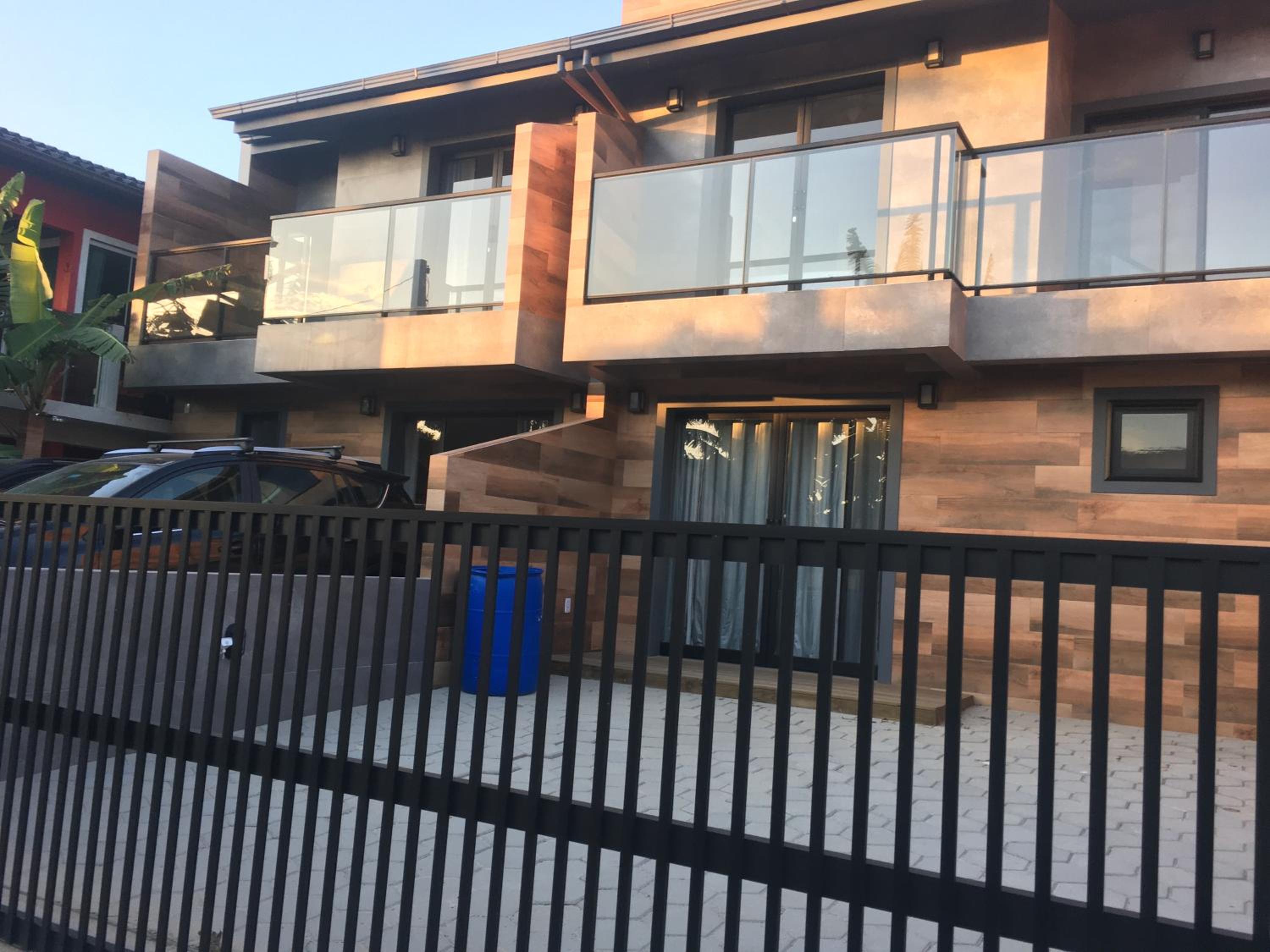Surf House