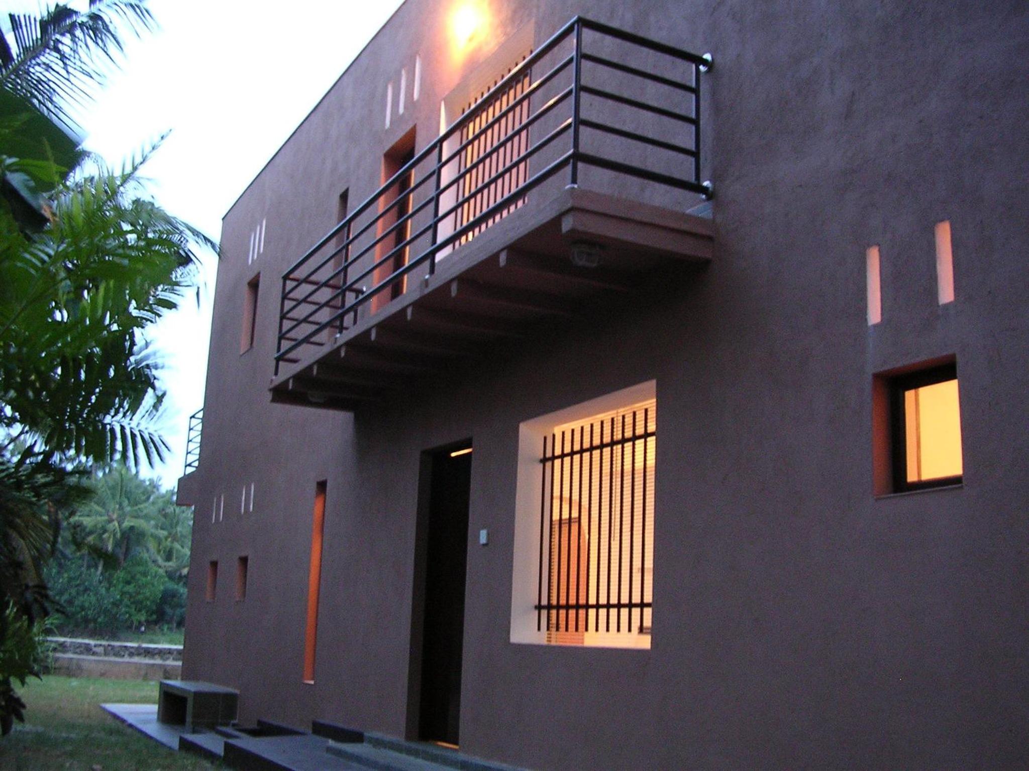 Sri Beach Bungalows And Villa