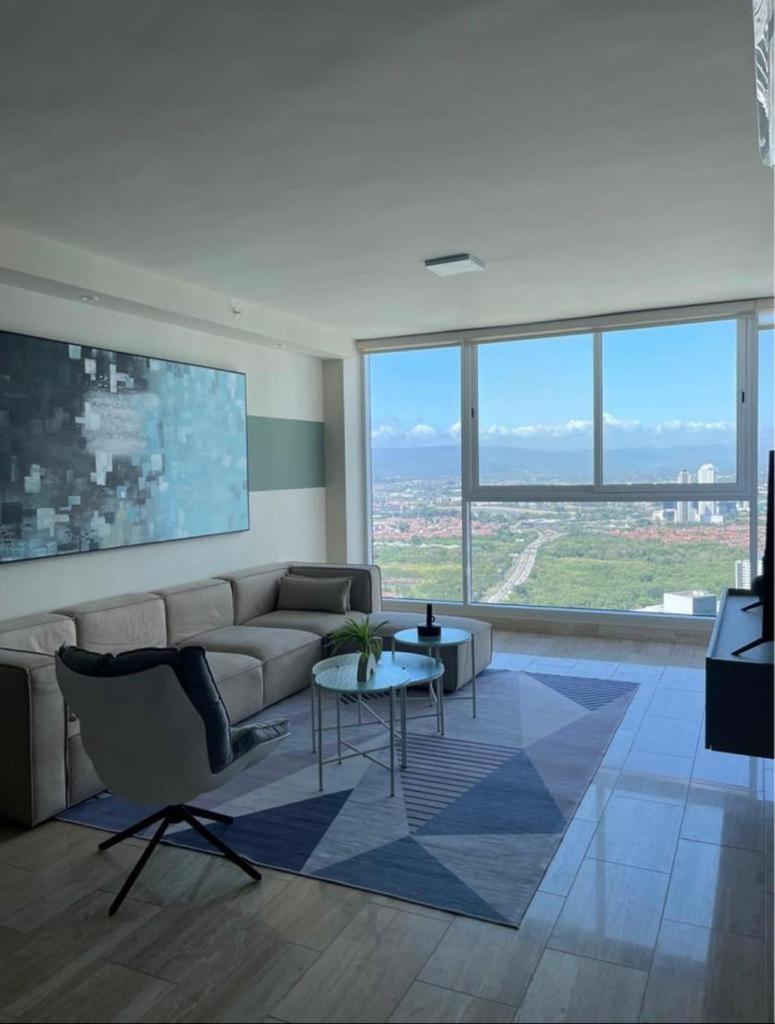 Beautiful Apartment 2 BR view 3