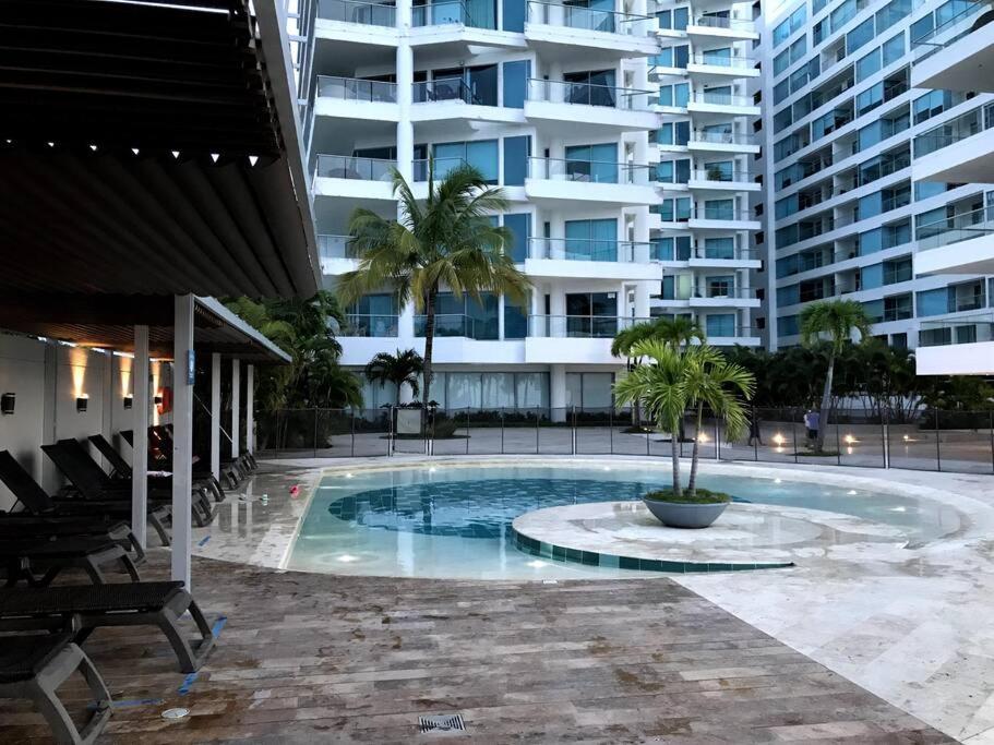 Sensacional Apartamento nuevo frente al mar