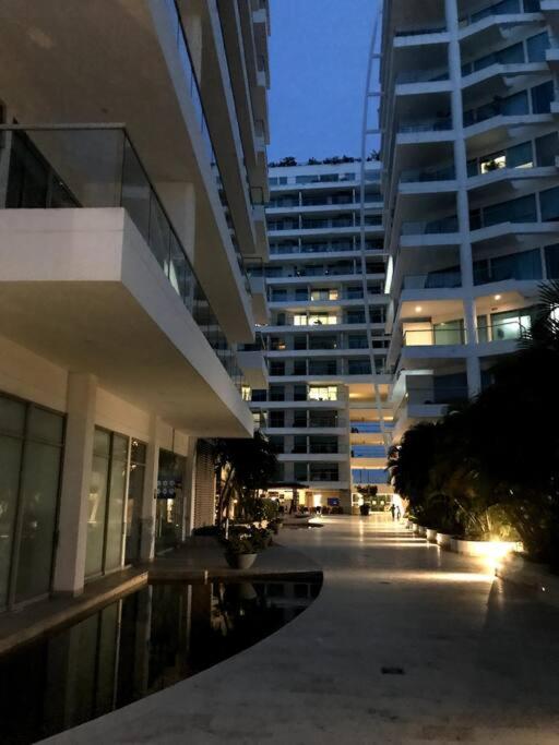 Sensacional Apartamento nuevo frente al mar