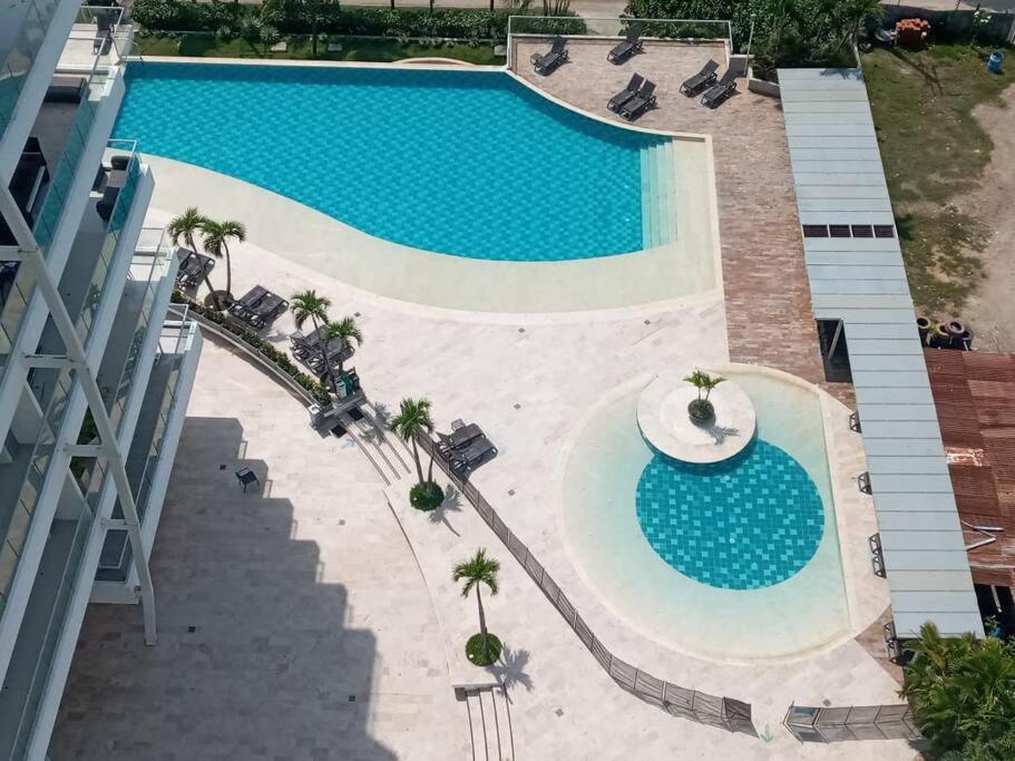 Sensacional Apartamento nuevo frente al mar