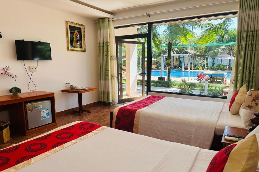 Orange Resort