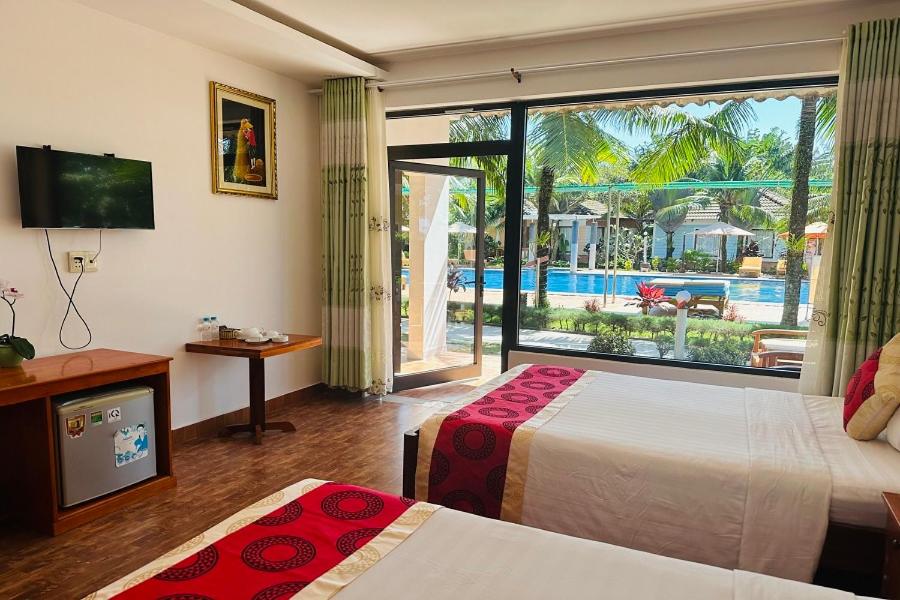 Orange Resort