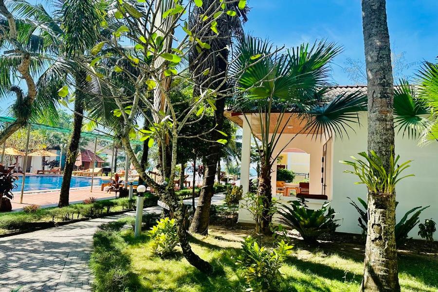 Orange Resort