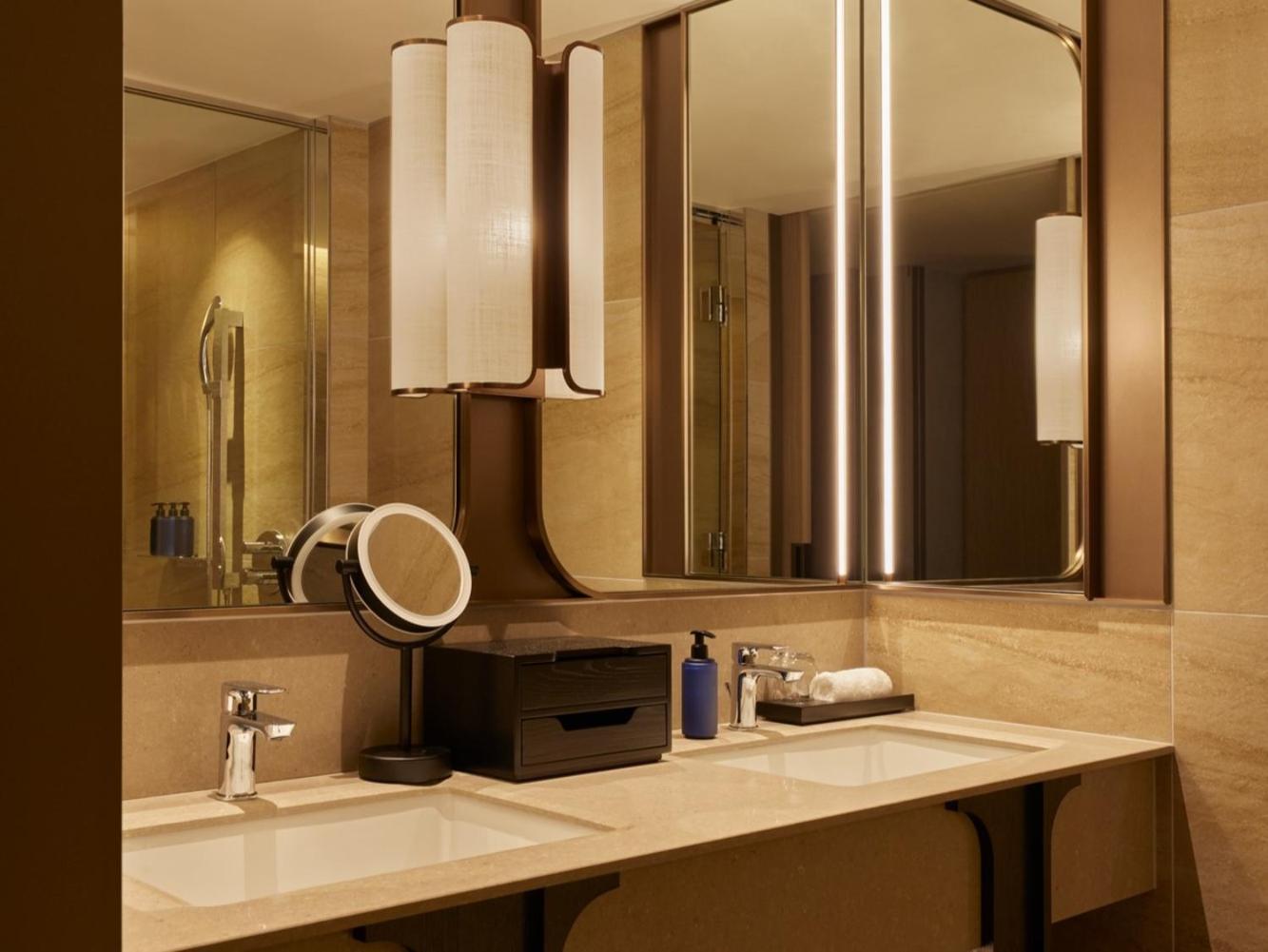 Dusit Thani Kyoto 113