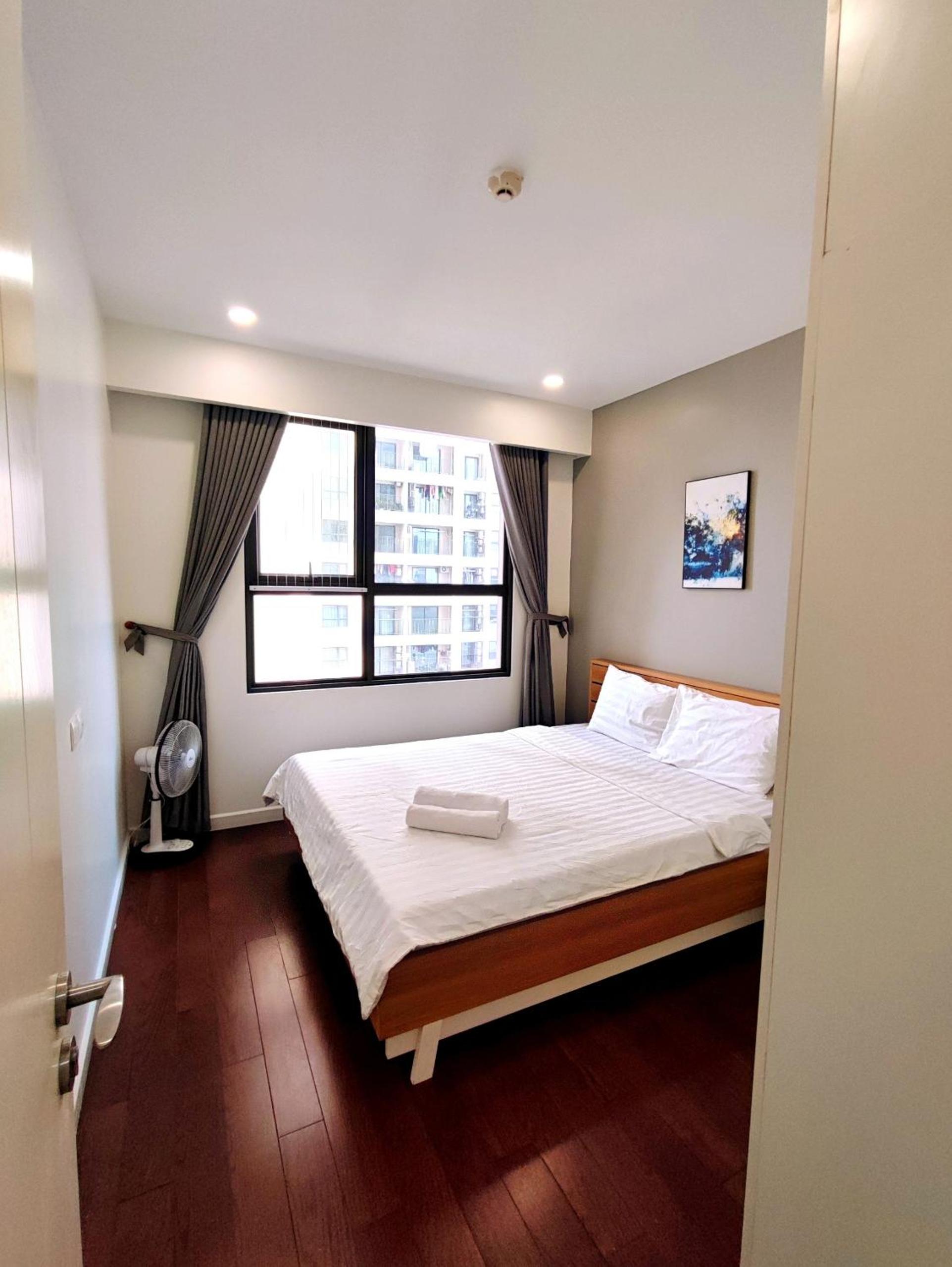 Vinhomes D'Capitale-Căn hộ 2 phòng ngủ + 2 phòng tắm