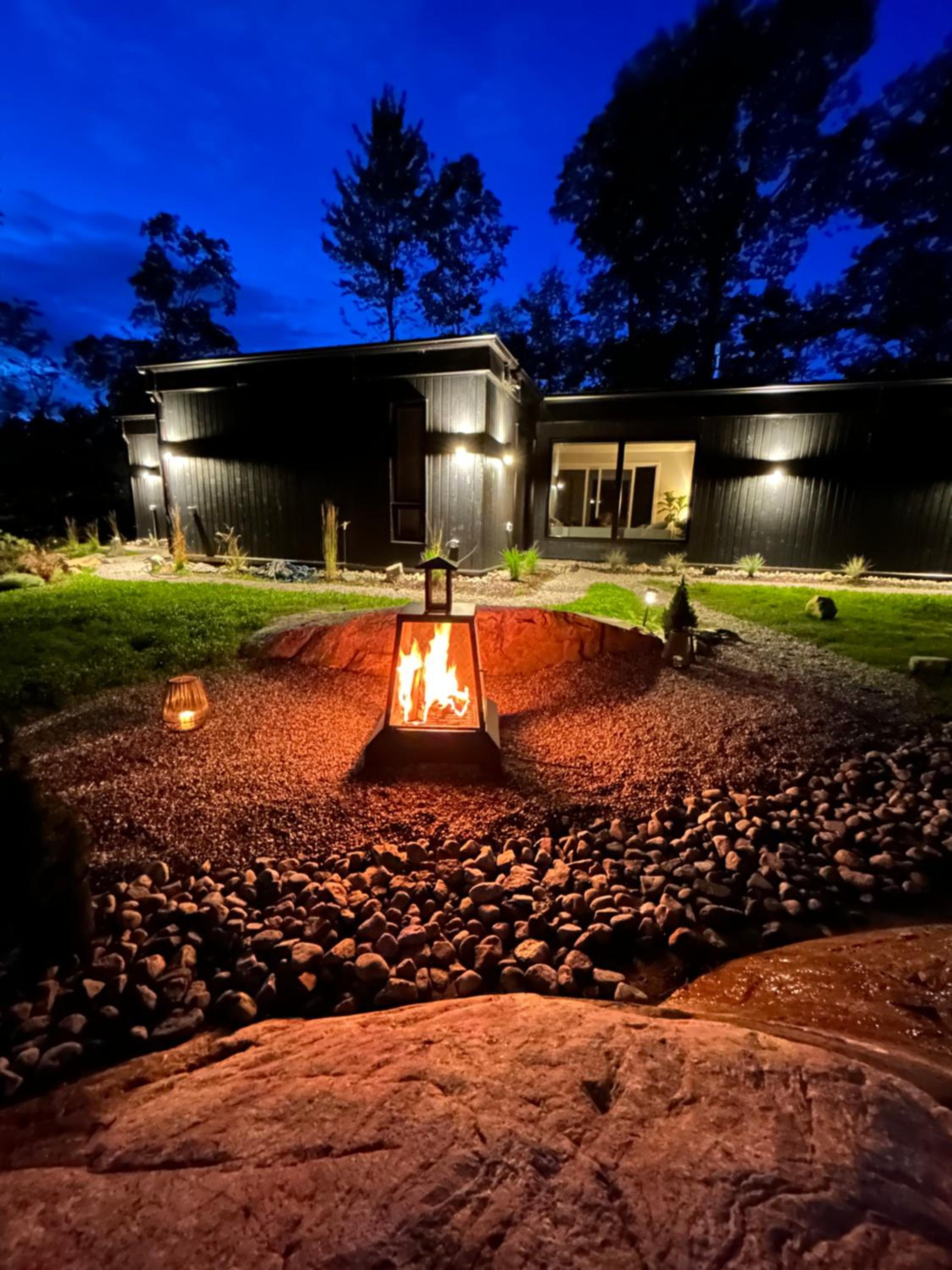Luxury Mountain Retreat with Spa Near Mont Tremblant