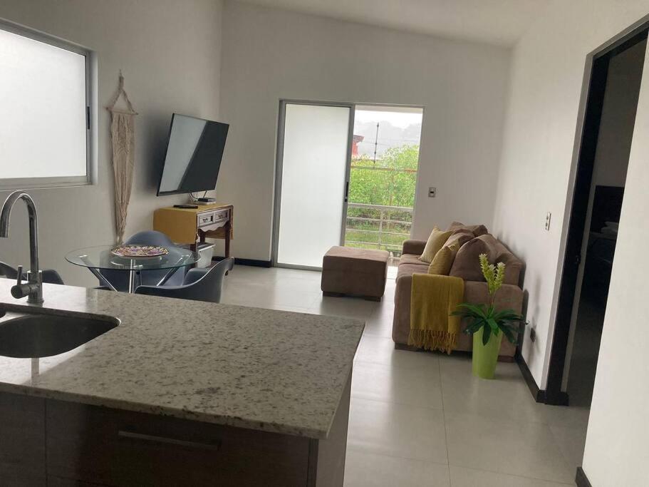 Hermoso Apartamento en Alajuela