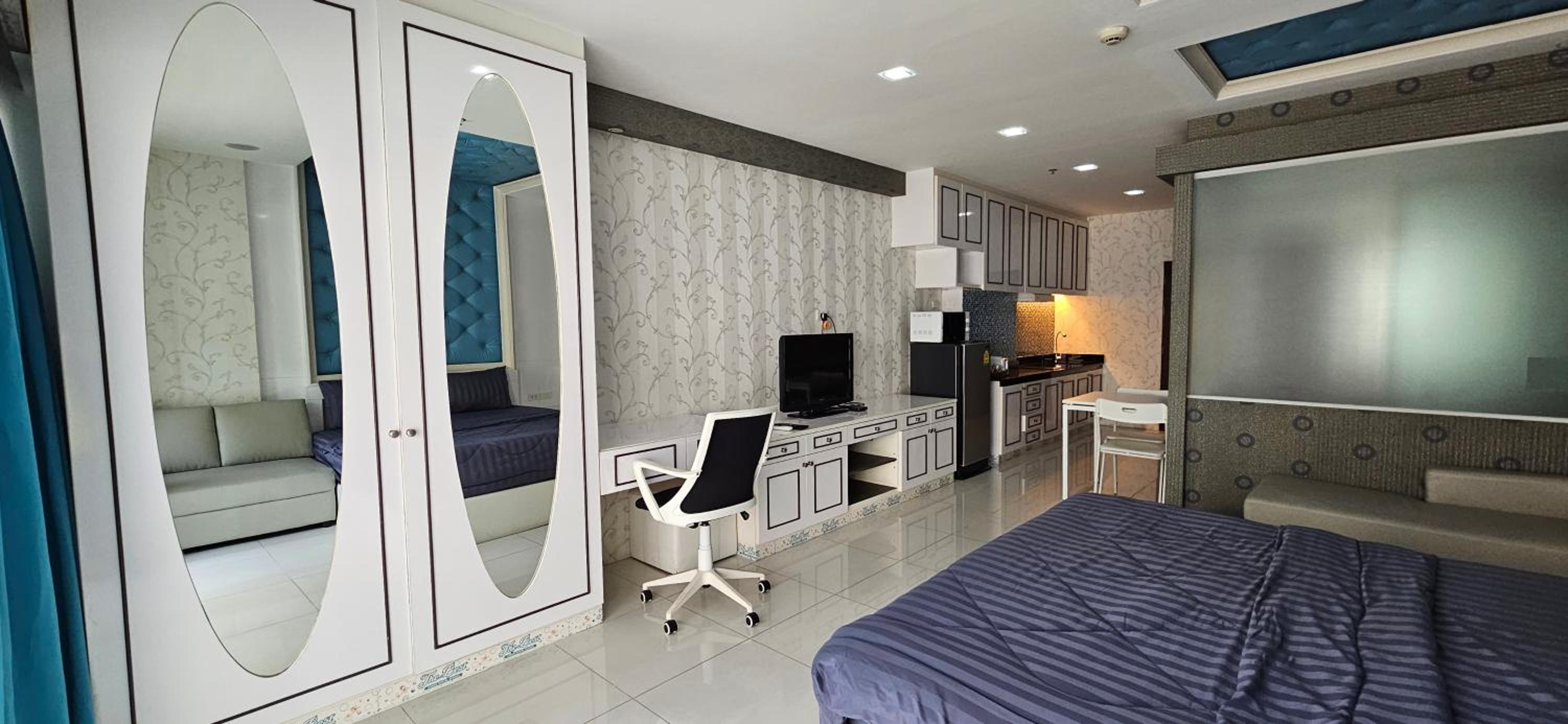 Condo Express View Talay 6 view 5