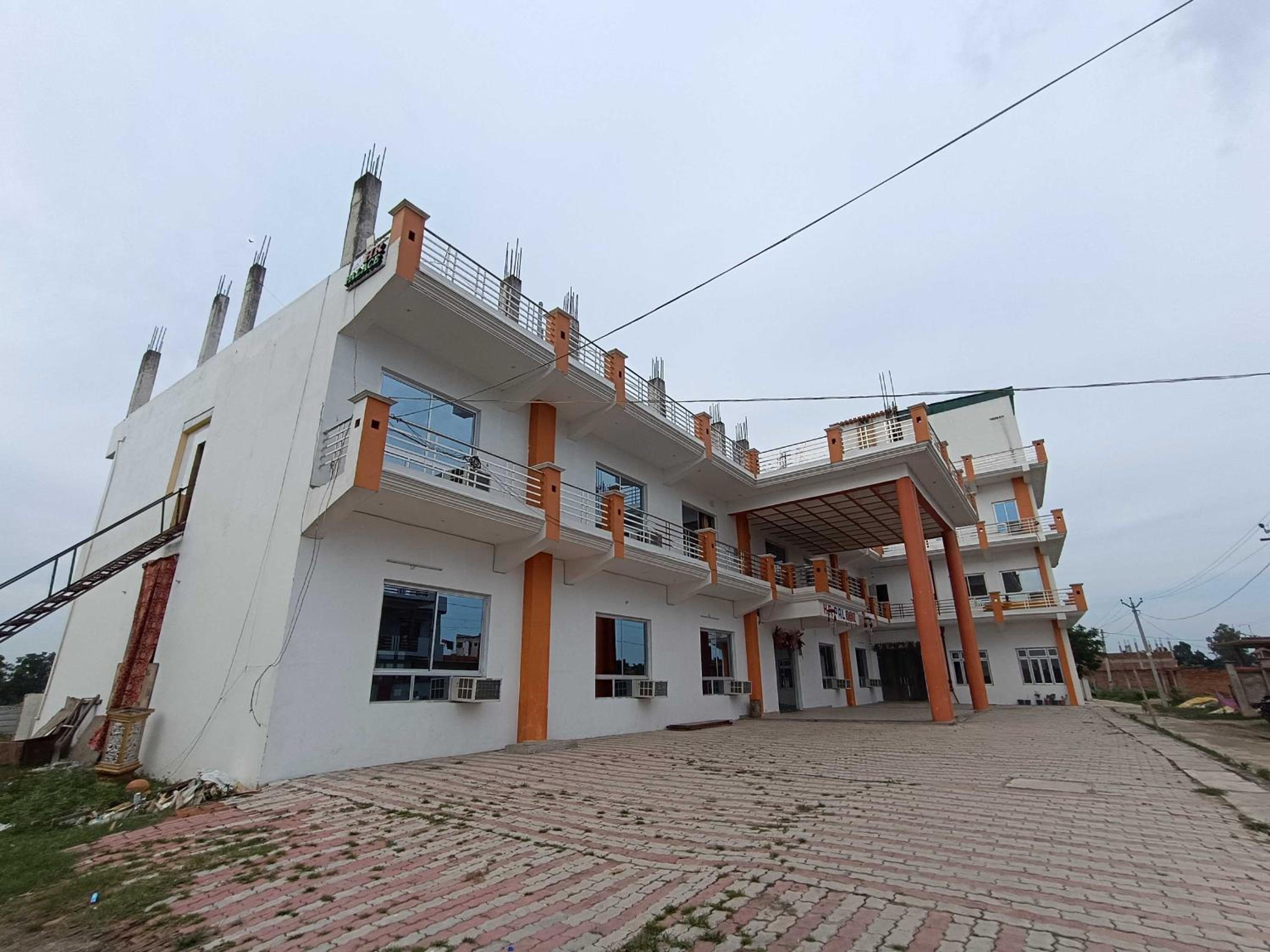 Hotel O Home HR Homes