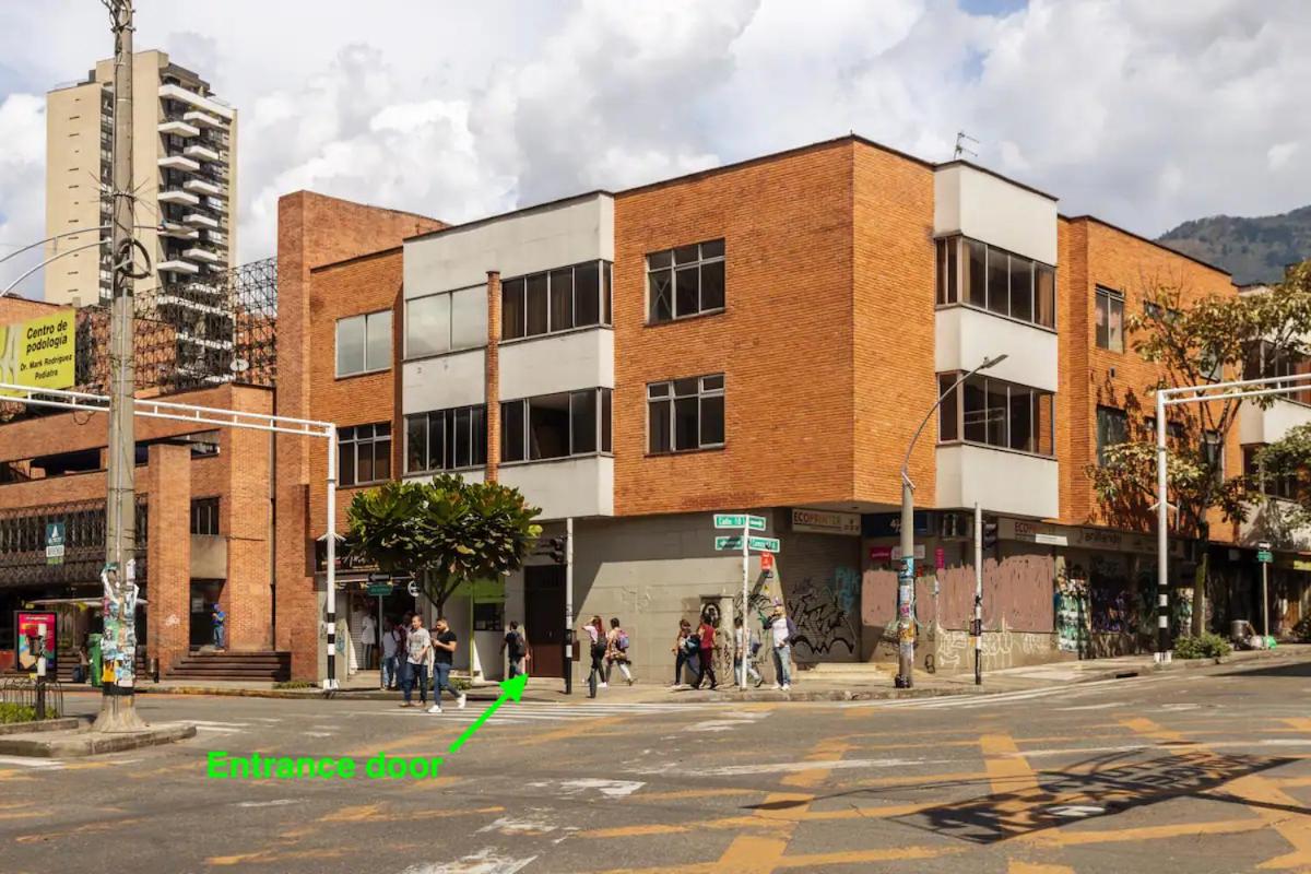 Center City Flats - Apartments in El Poblado near Park Lleras, Medellin!