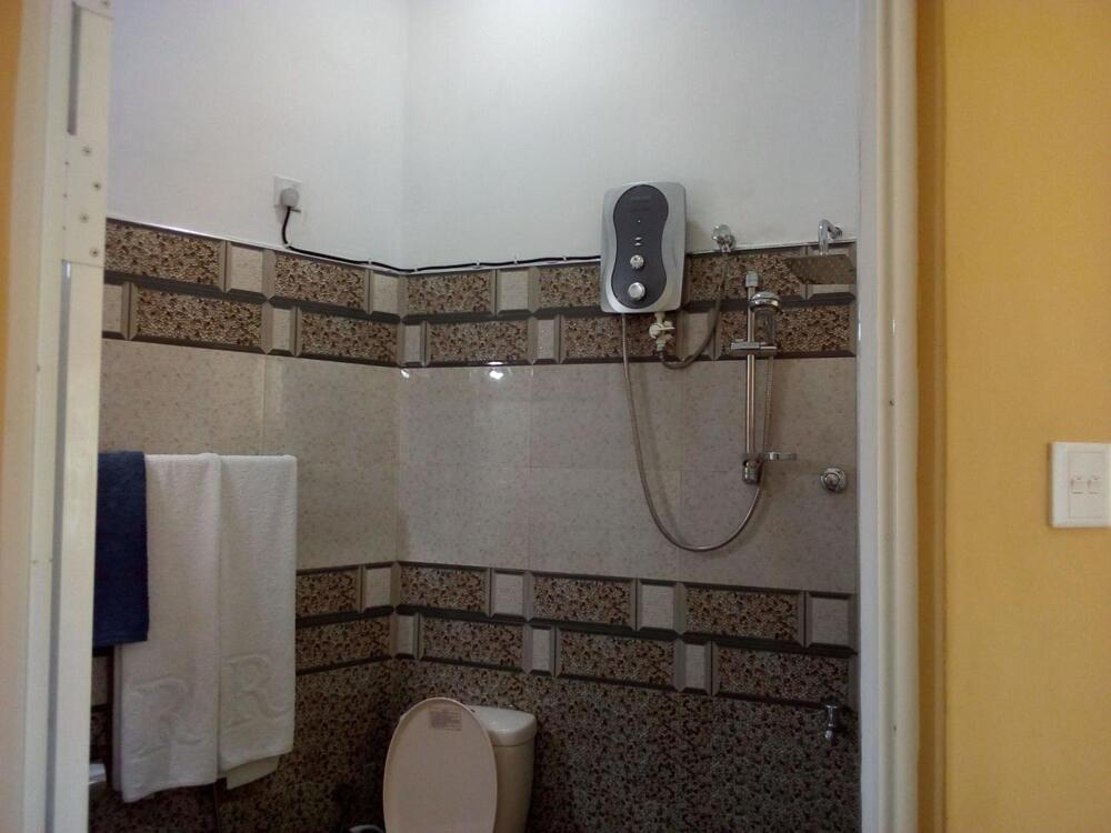 Randi Homestay