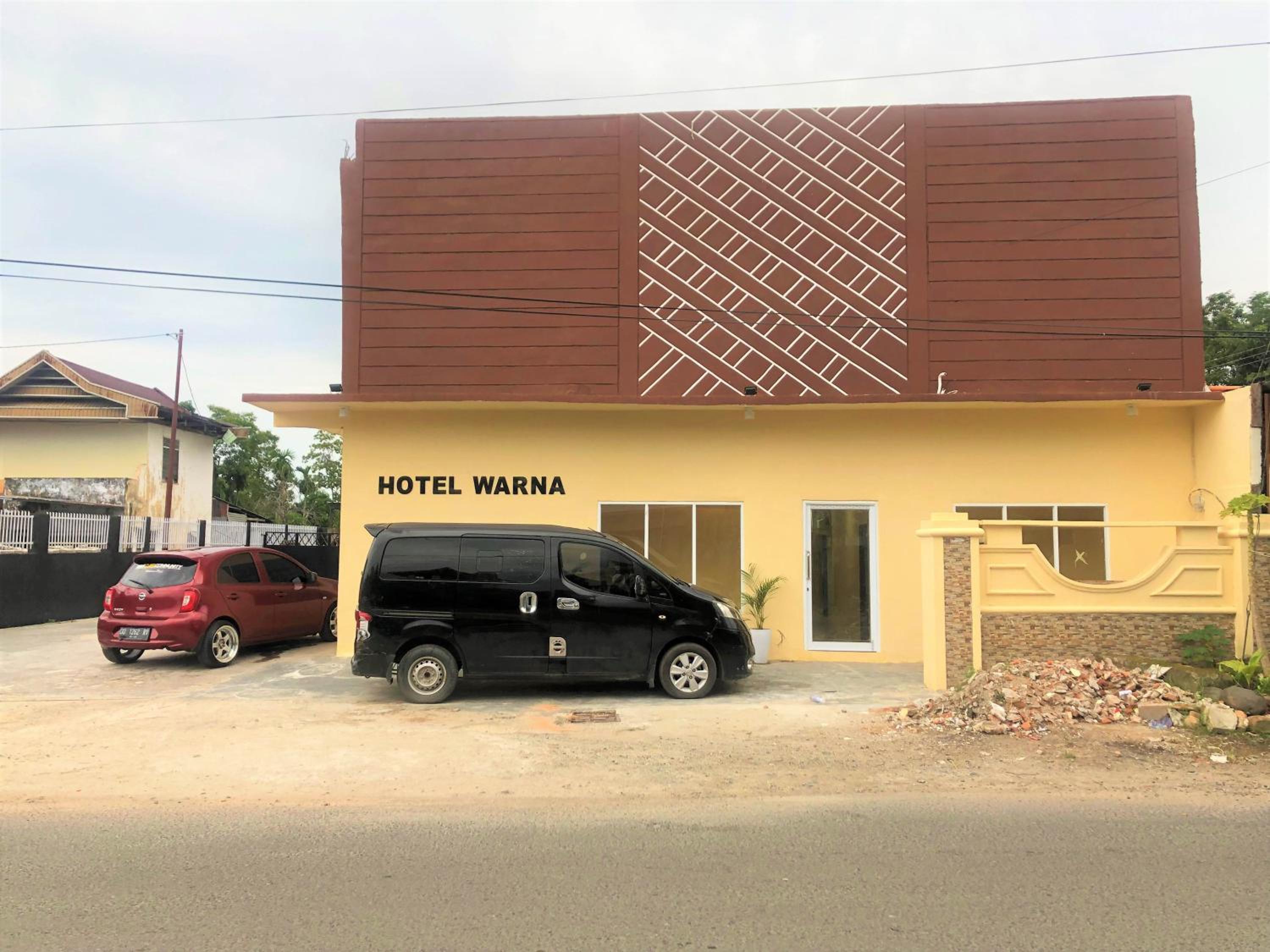 Hotel RedDoorz near Gedung Kesenian Palopo - Image 1