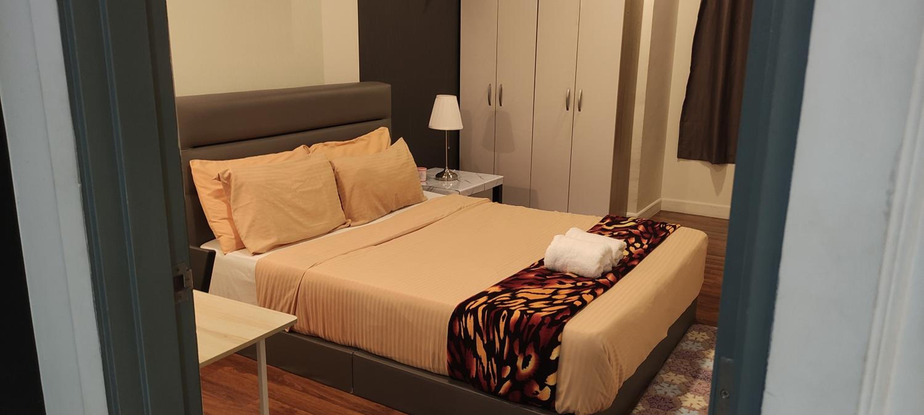 Cozy Spacious 2 Bedroom apartment at Mercu Summer