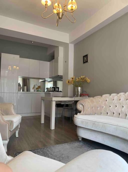 Cozy apartment in Tbilisi (Saburtalo) view 3