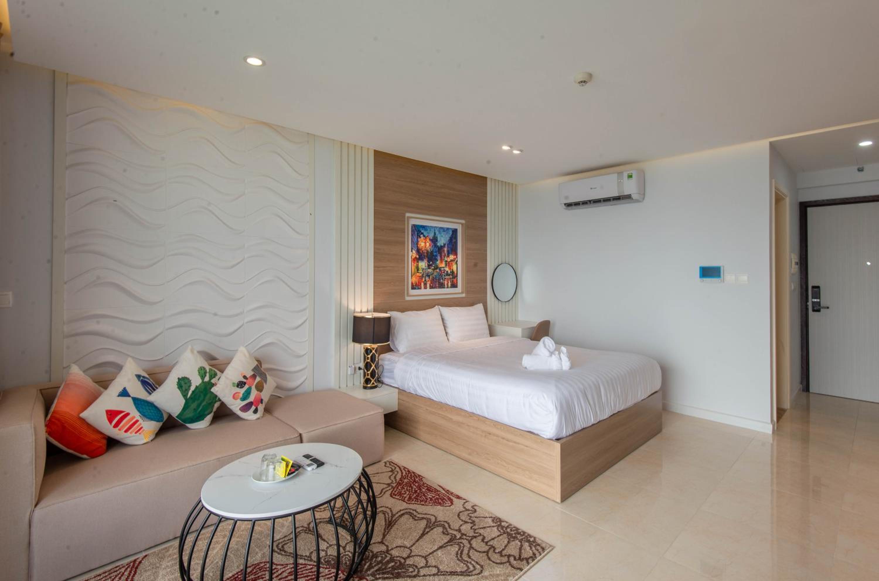 Vinhomes Dcapital Tran Duy Hung Official