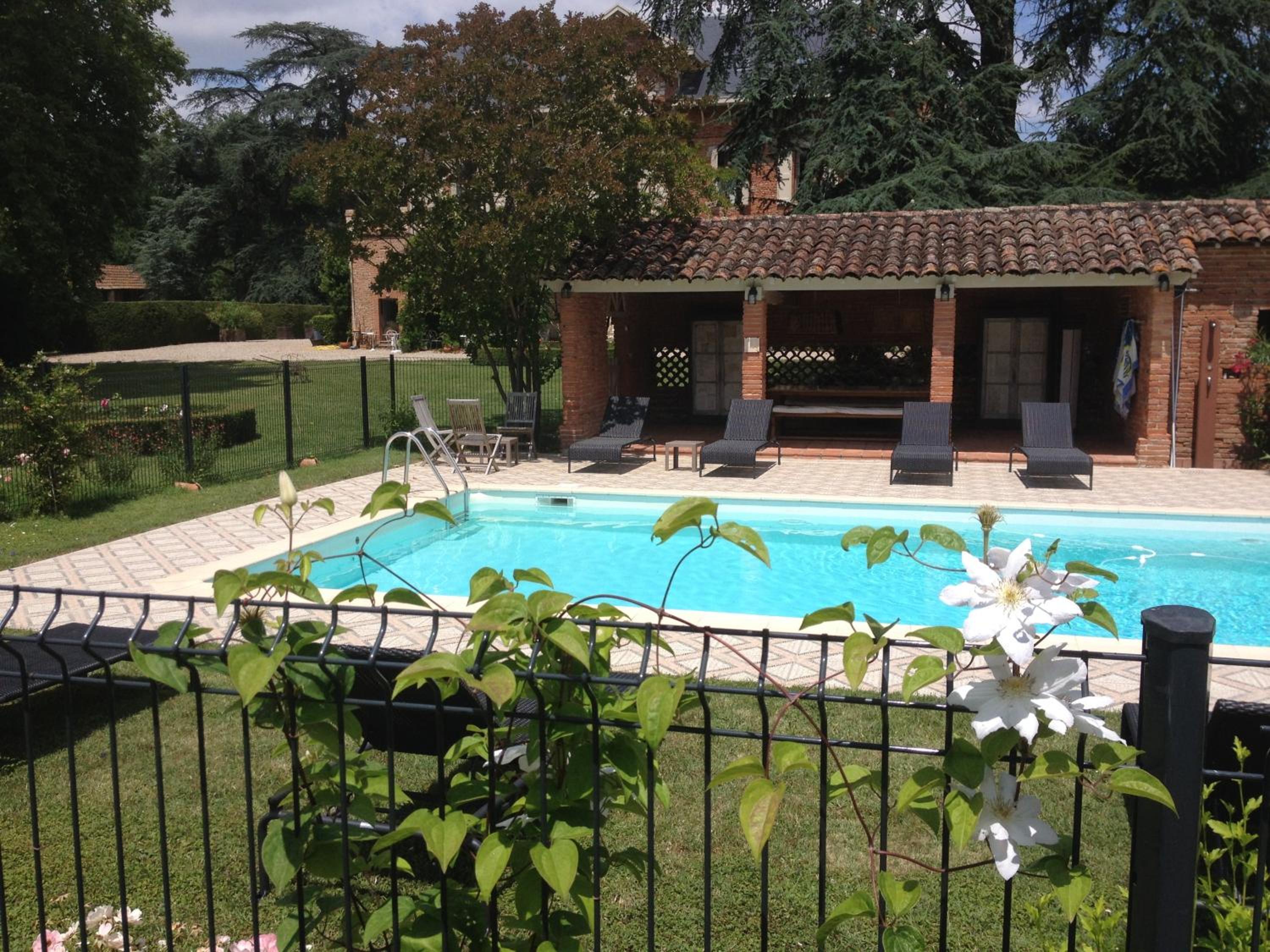 Domaine du Buc, Le Château