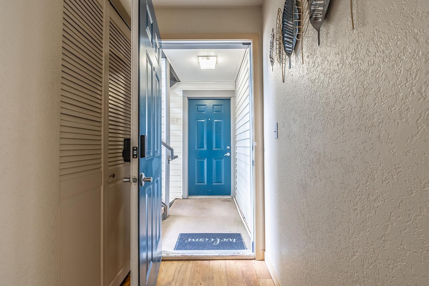 Beautiful and cozy one bedroom apartment -WiFi, BBQ, Patio, Dog park, close to Greenlake and Northgate, photo 9