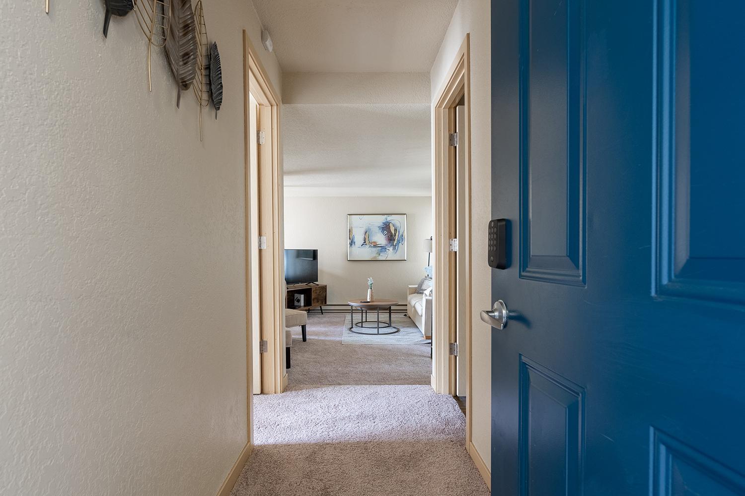 Beautiful and cozy one bedroom apartment -WiFi, BBQ, Patio, Dog park, close to Greenlake and Northgate, photo 3